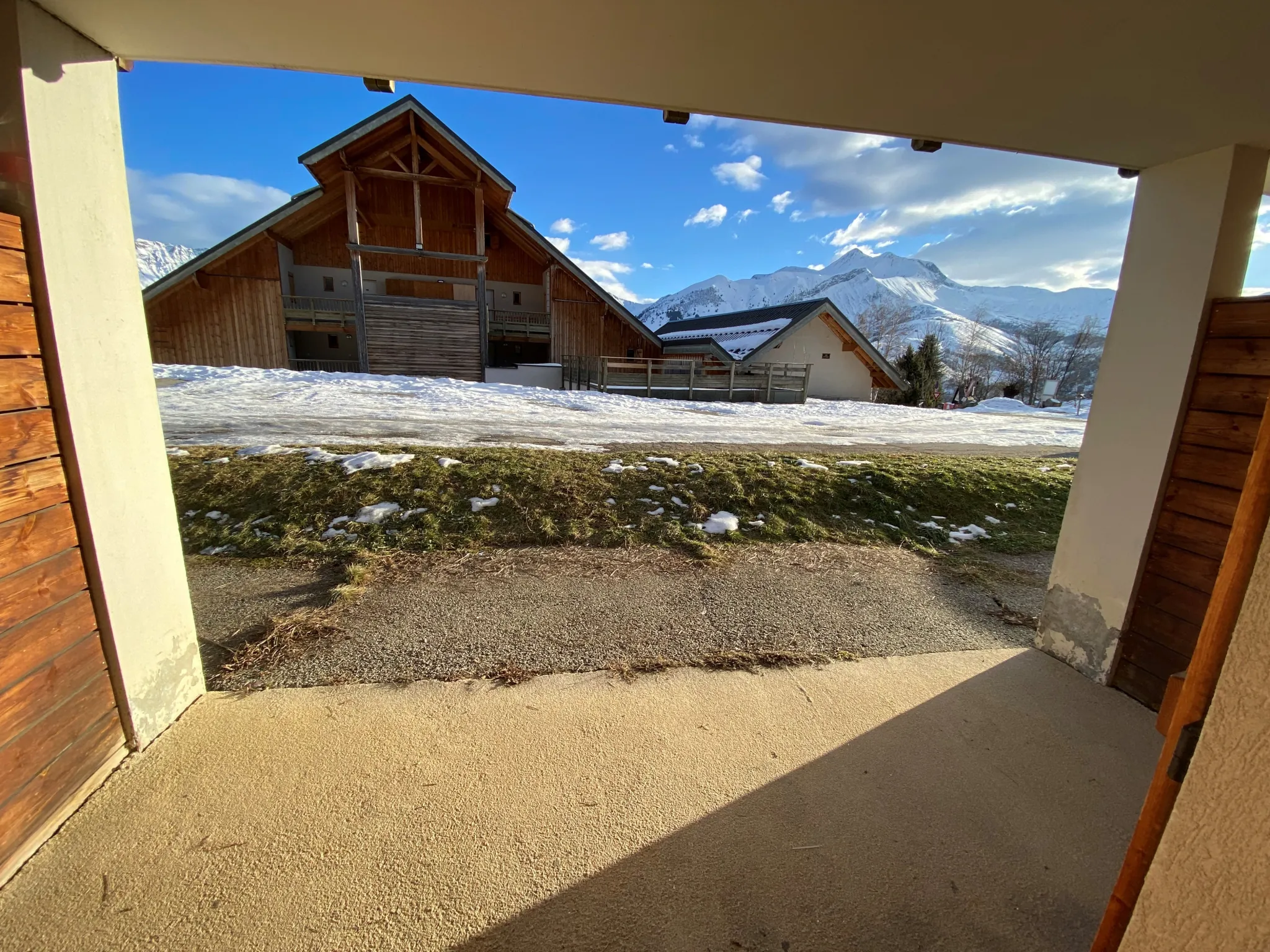 Studio en vente à Saint-Jean-d’Arves, idéal pour investissement ou résidence de montagne 