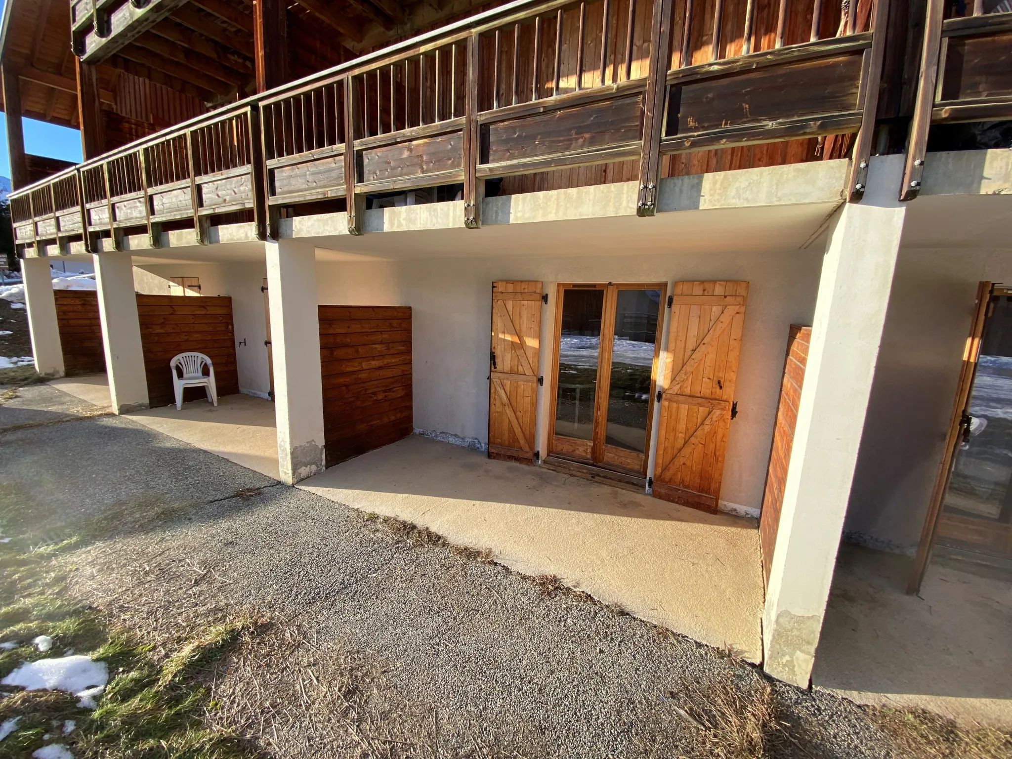 Studio en vente à Saint-Jean-d’Arves, idéal pour investissement ou résidence de montagne 