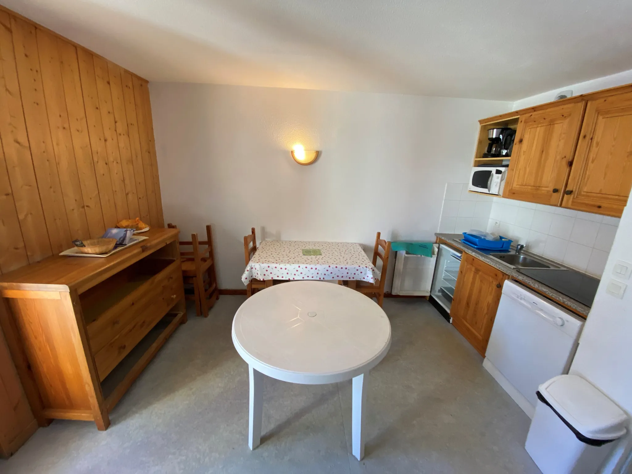 Studio en vente à Saint-Jean-d’Arves, idéal pour investissement ou résidence de montagne 