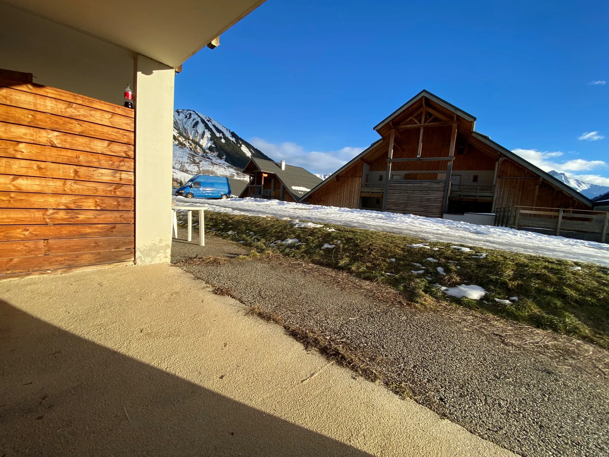 Studio en vente à Saint-Jean-d’Arves, idéal pour investissement ou résidence de montagne 