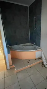 Villa F3 à vendre par enchères à Saint-Maurice-Près-Pionsat (63) - Axion 