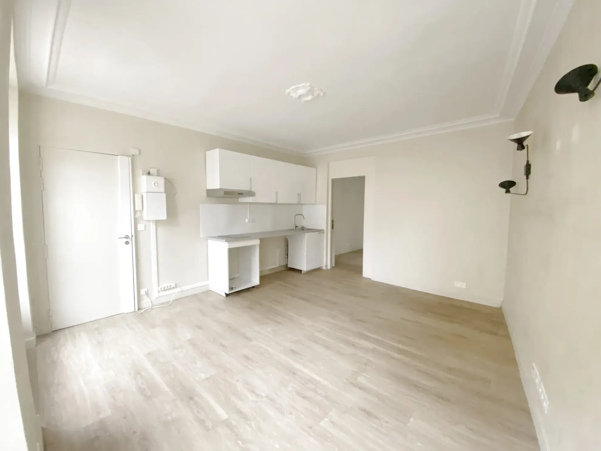 Appartement 2 pièces en rez-de-chaussée avec cave à Versailles Notre-Dame Les Pres