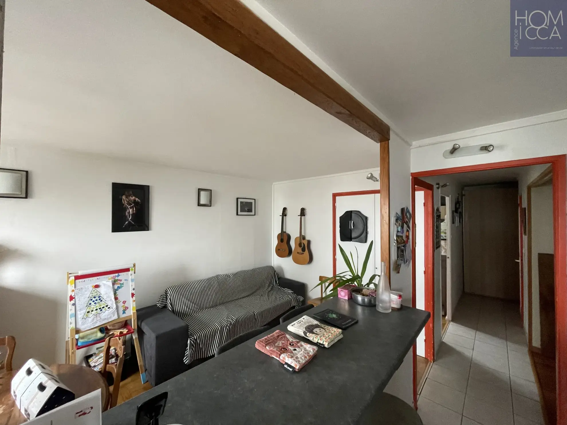 Maison à vendre à Bandol avec piscine, 4 chambres et jardin privé 