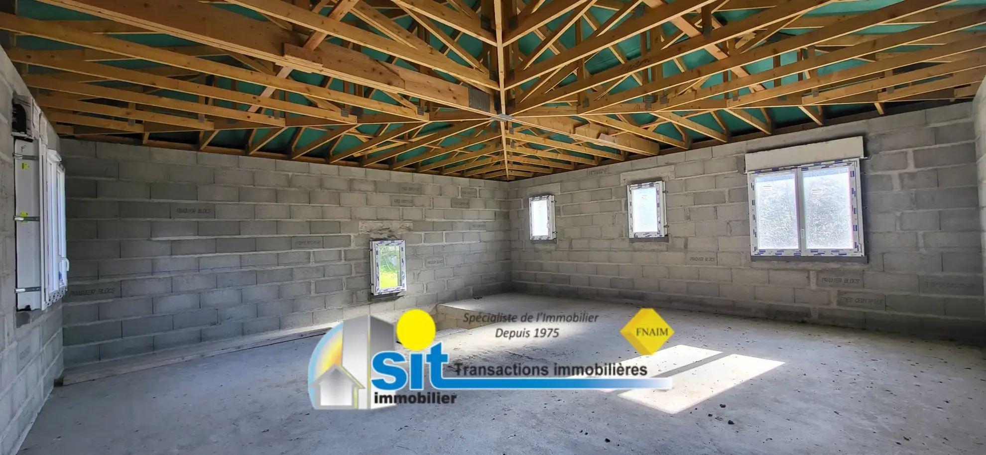 Maison neuve à Vienne Nord avec grand potentiel à aménager 