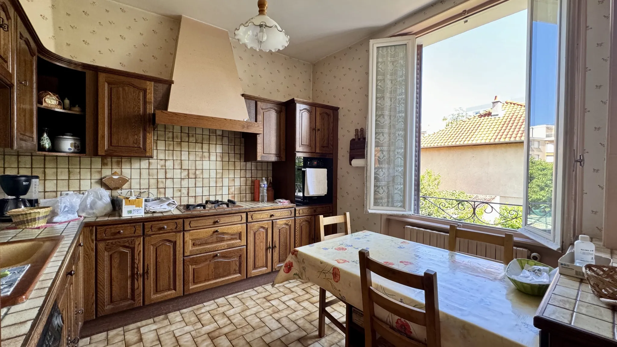 Maison à rénover de 100m² avec jardin et garage à Clermont-Ferrand 