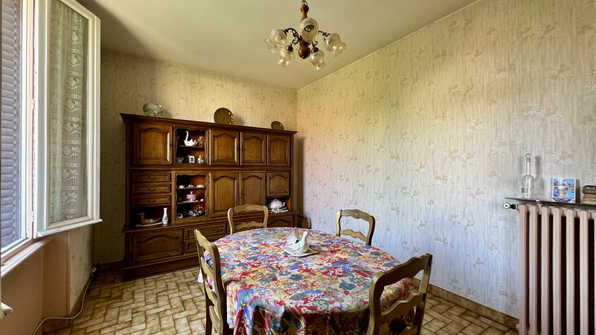 Maison à rénover de 100m² avec jardin et garage à Clermont-Ferrand 