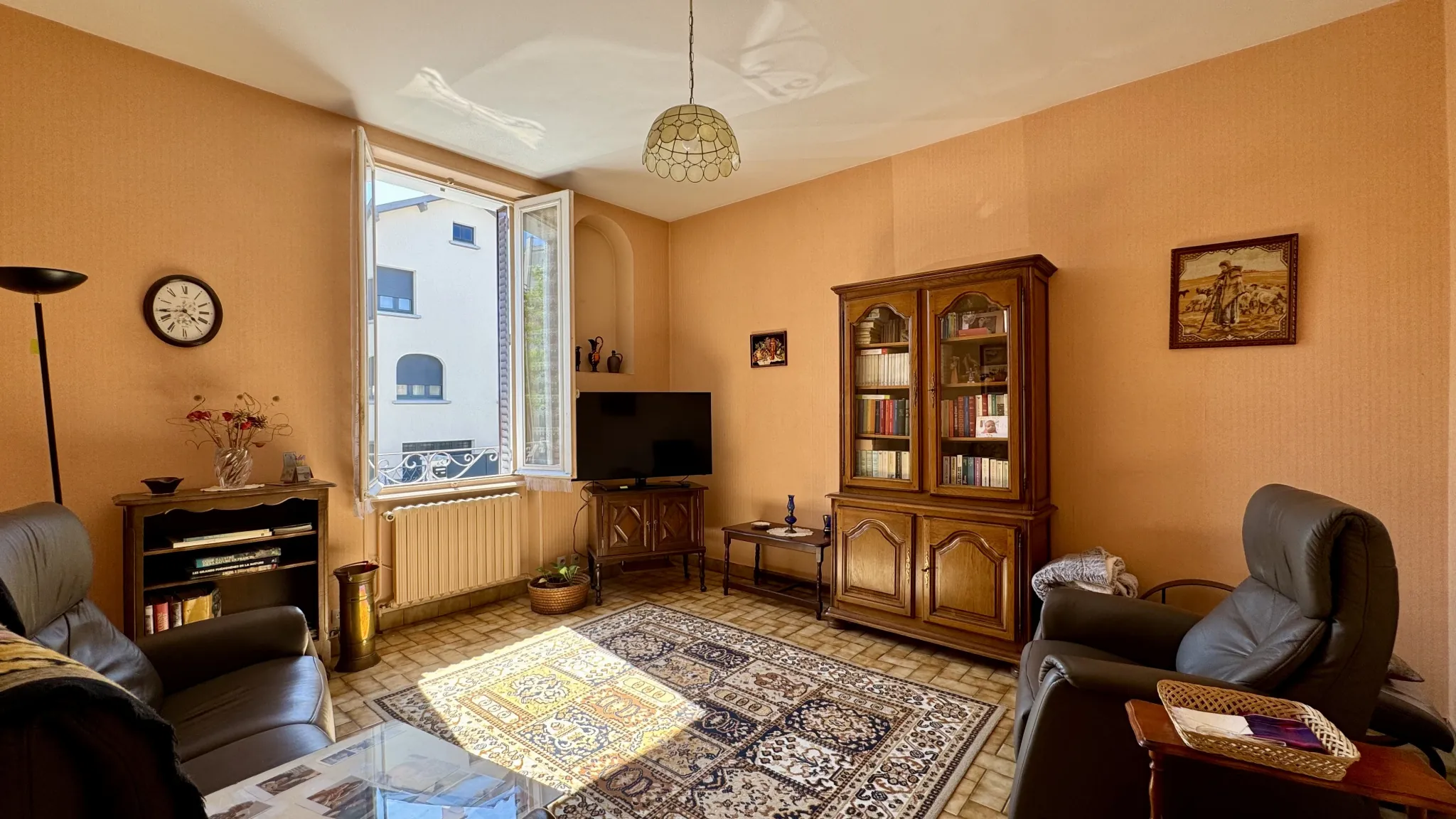 Maison à rénover de 100m² avec jardin et garage à Clermont-Ferrand 