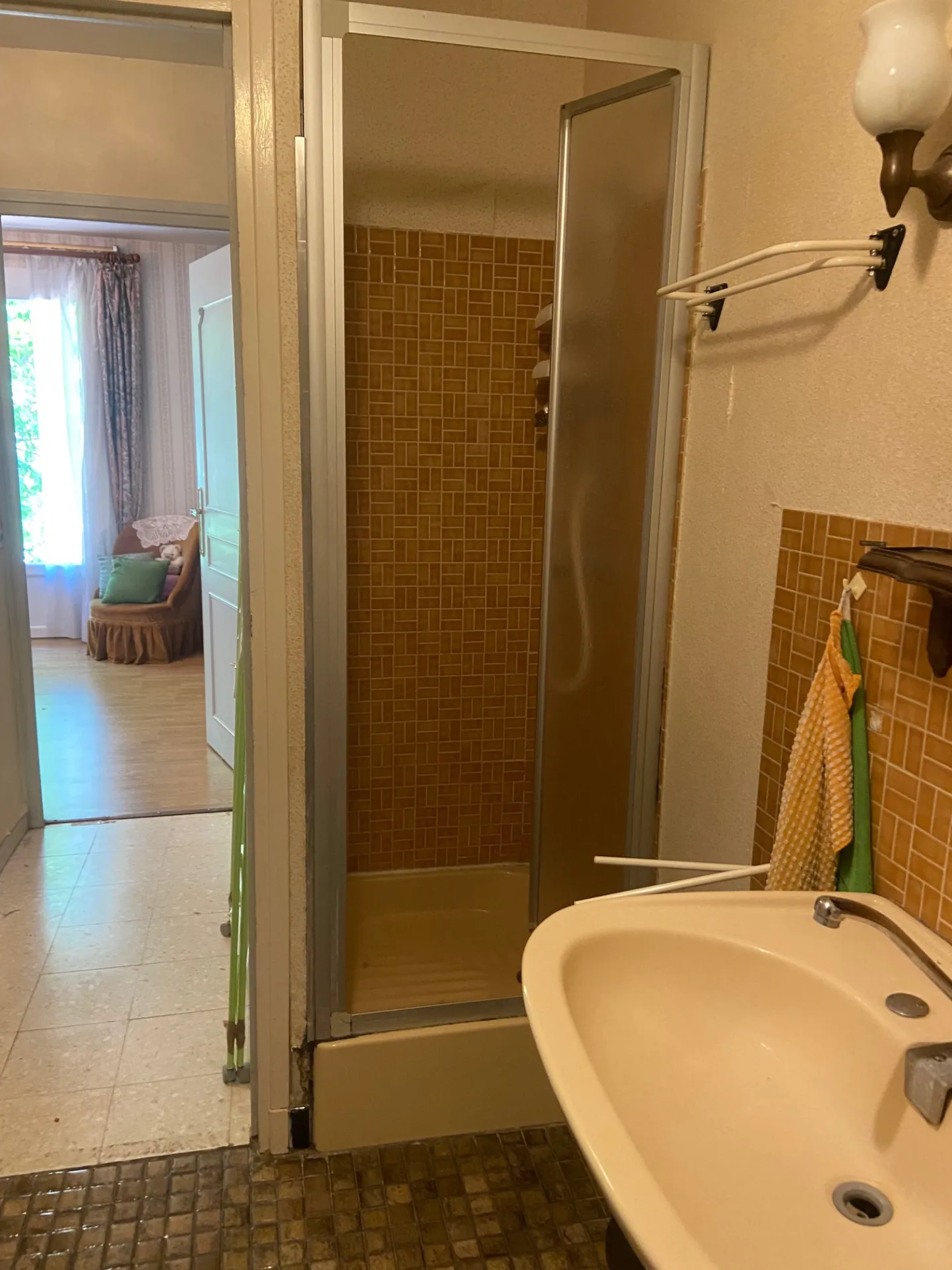 Belle maison moderne avec pigeonnier et jardin arboré à Pradines (46 090) 