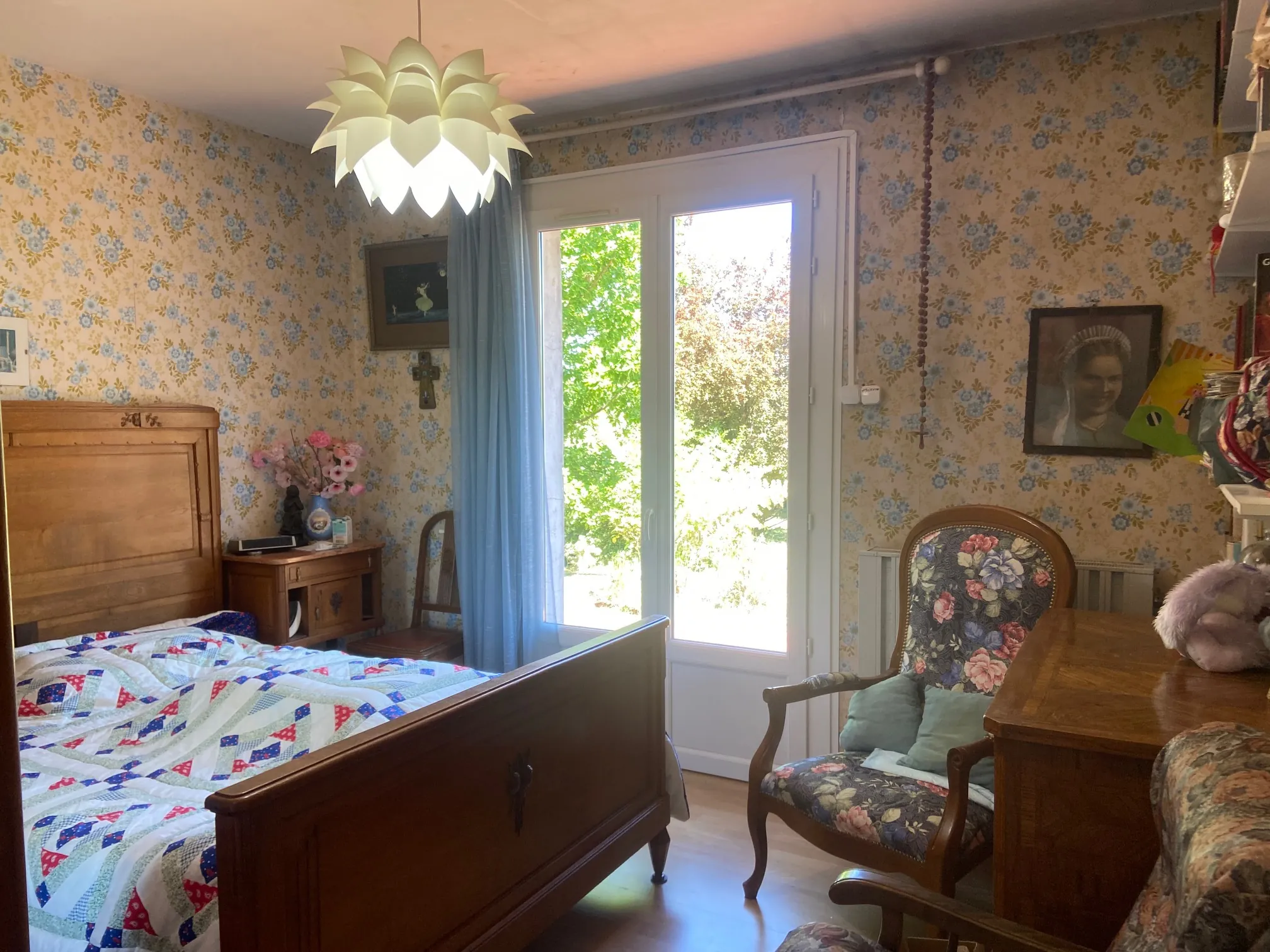 Belle maison moderne avec pigeonnier et jardin arboré à Pradines (46 090) 