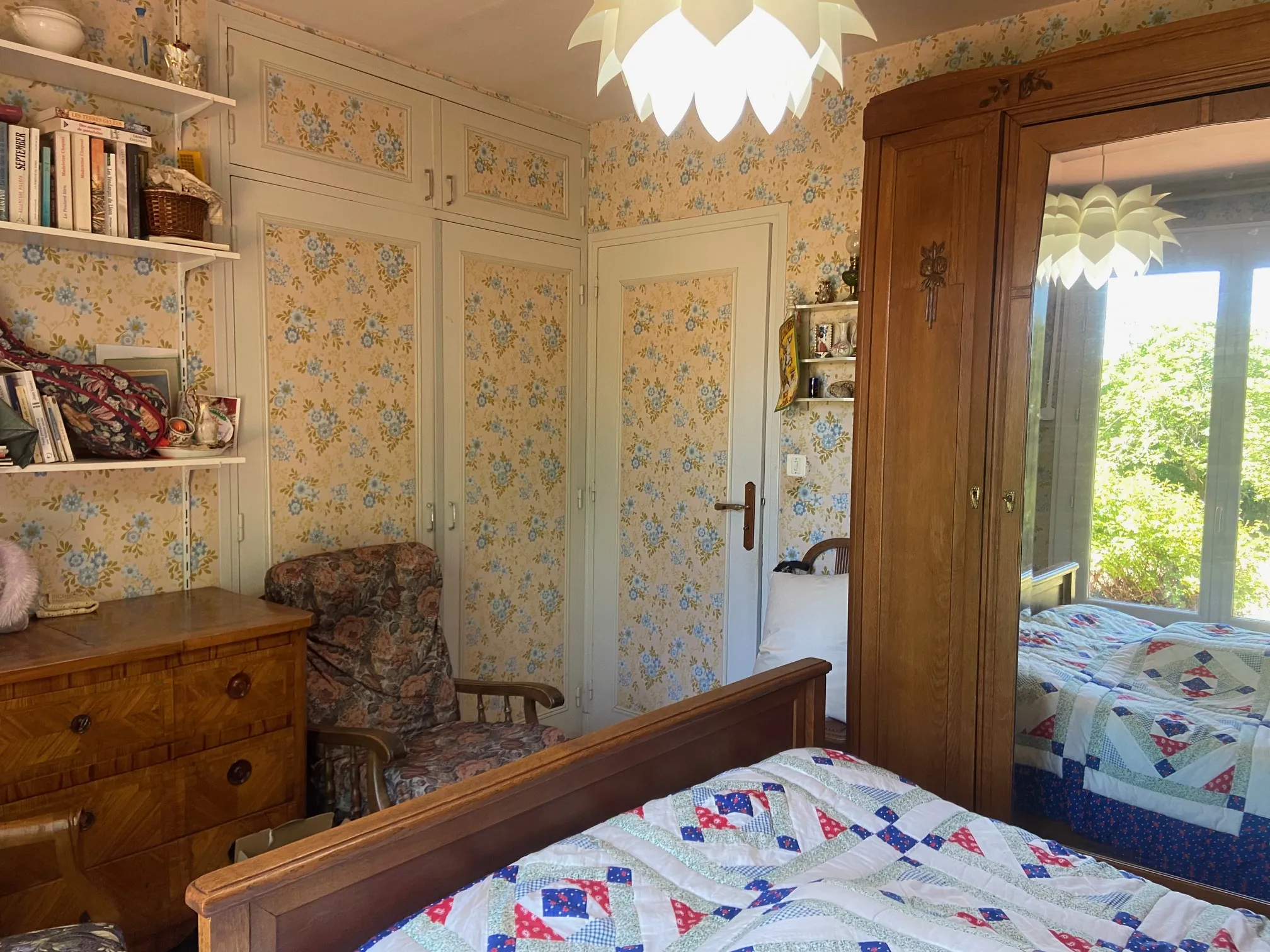 Belle maison moderne avec pigeonnier et jardin arboré à Pradines (46 090) 