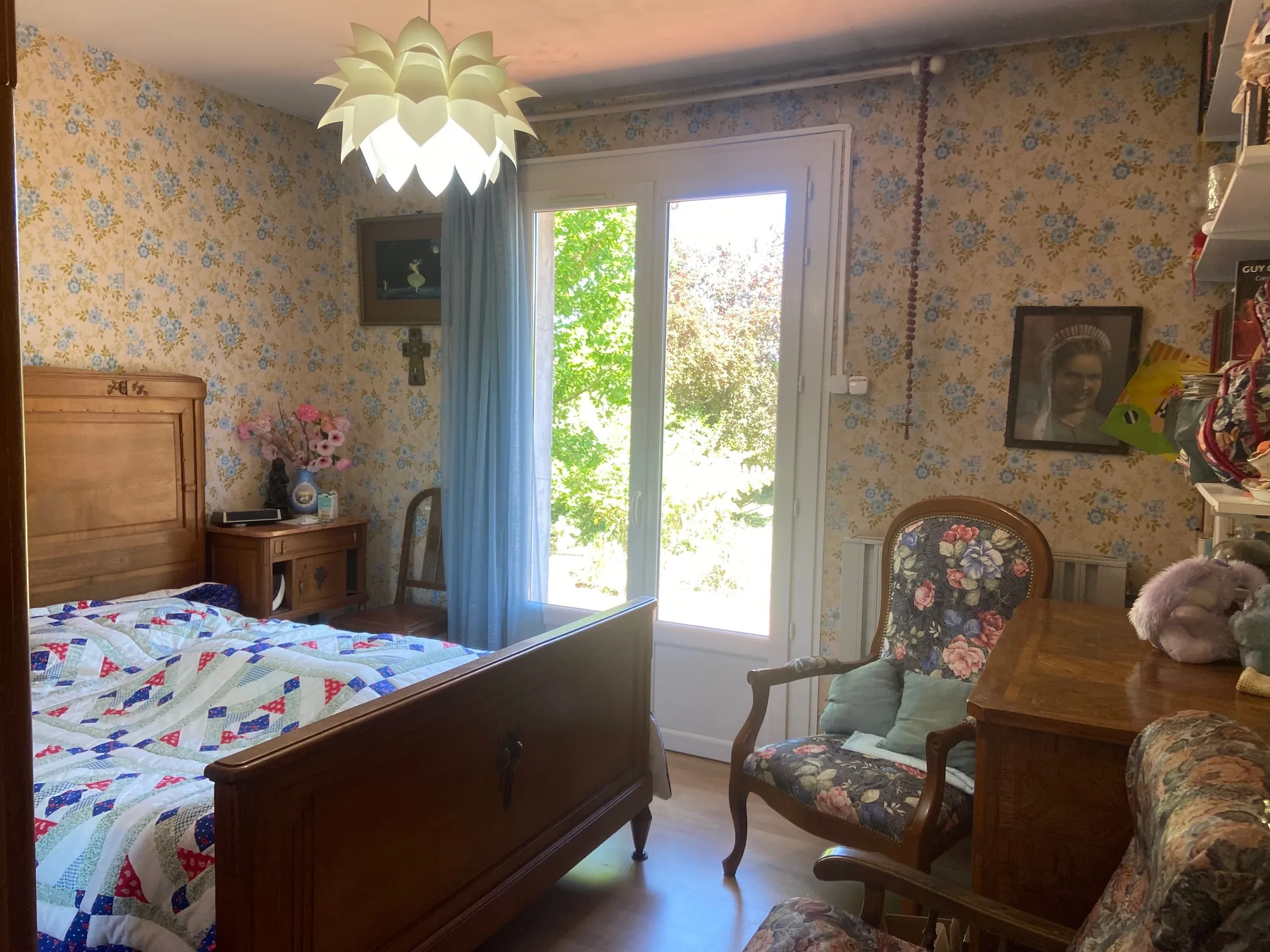 Belle maison moderne avec pigeonnier et jardin arboré à Pradines (46 090) 