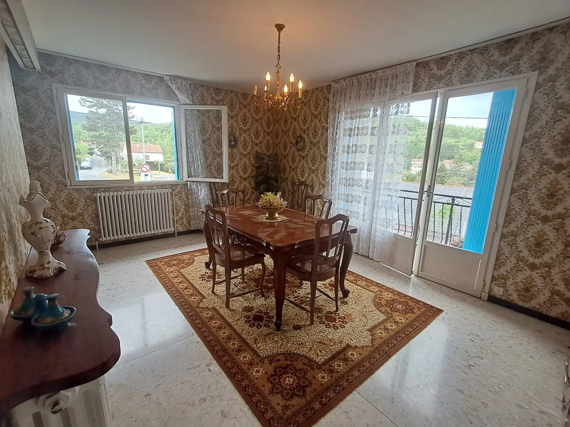 Maison T5 à Saint-Rome de Cernon avec grand potentiel de rénovation sur 534 m² 