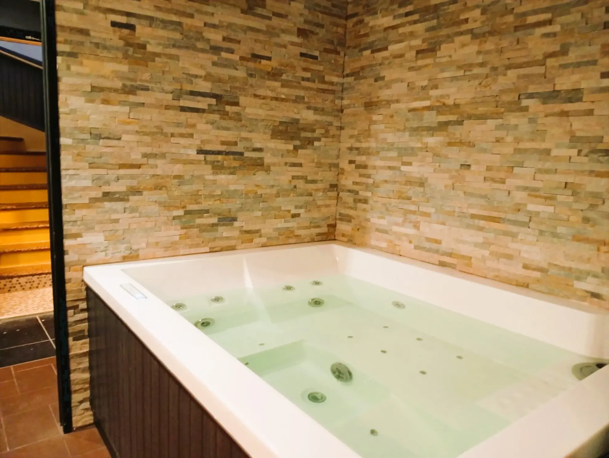 Maison d'hôtes de luxe avec 8 chambres, studio, spa et jardin en Dordogne à Miers 