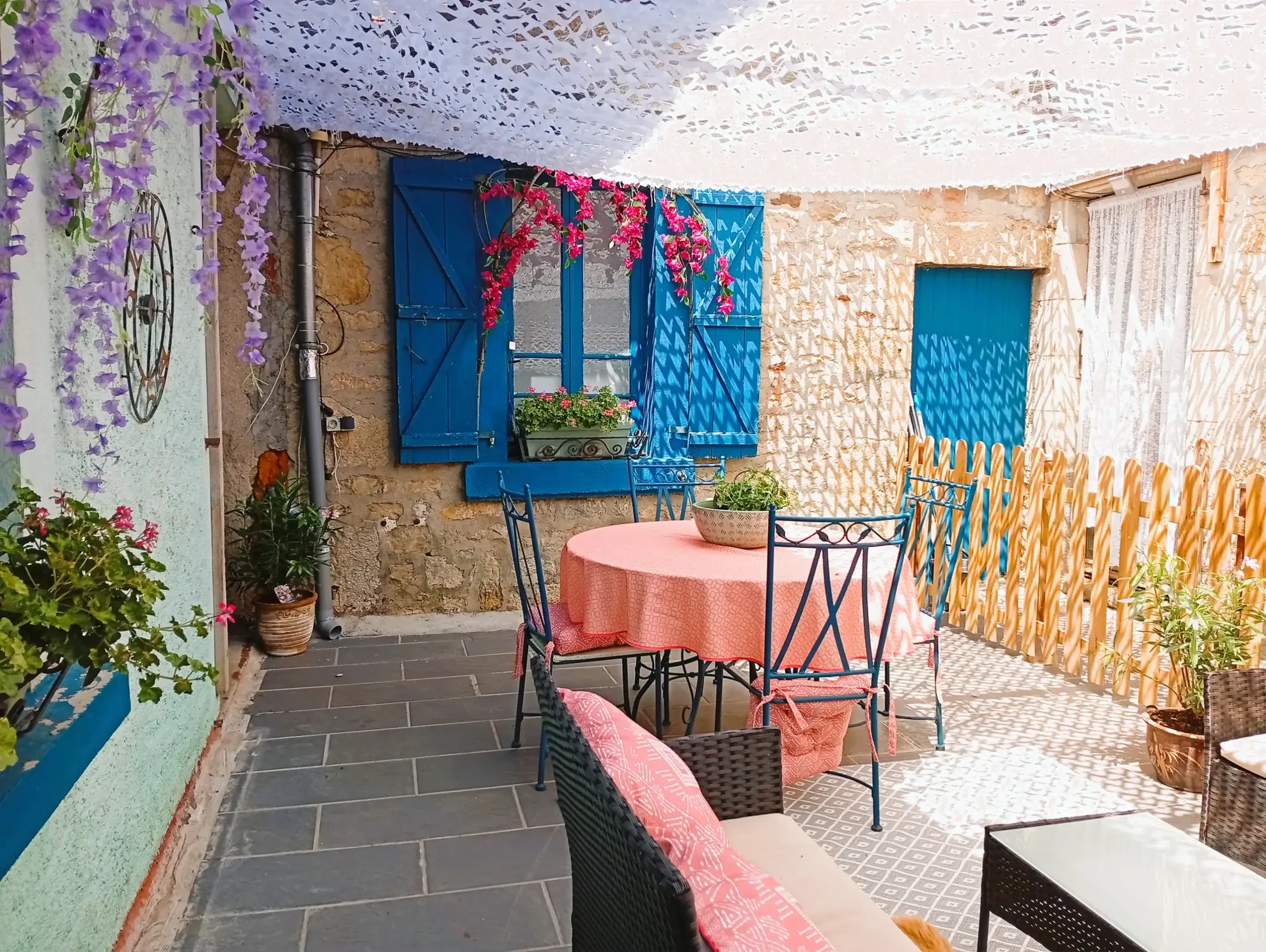 Maison d'hôtes de luxe avec 8 chambres, studio, spa et jardin en Dordogne à Miers 