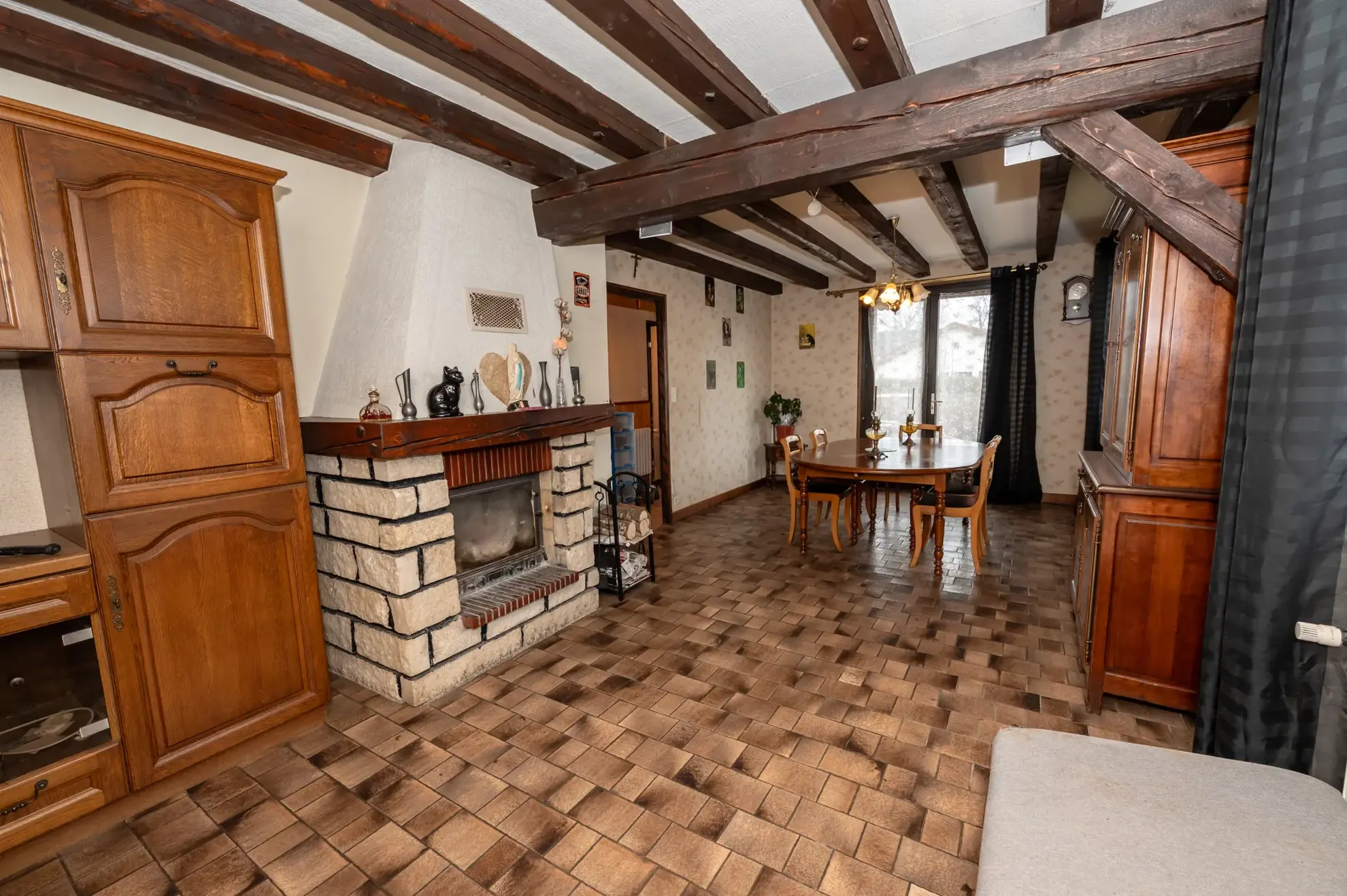 Maison individuelle à La Riviere Drugeon près de Pontarlier avec 4 chambres et garage 