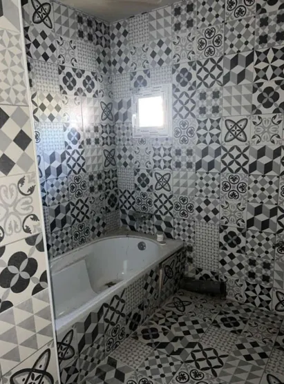 Villa à Fuveau de 361m² avec 8 chambres et jardin | Prix attractif 113 000 € 