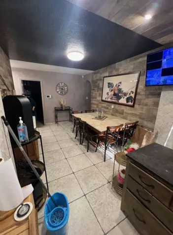 Villa à Fuveau de 361m² avec 8 chambres et jardin | Prix attractif 113 000 € 