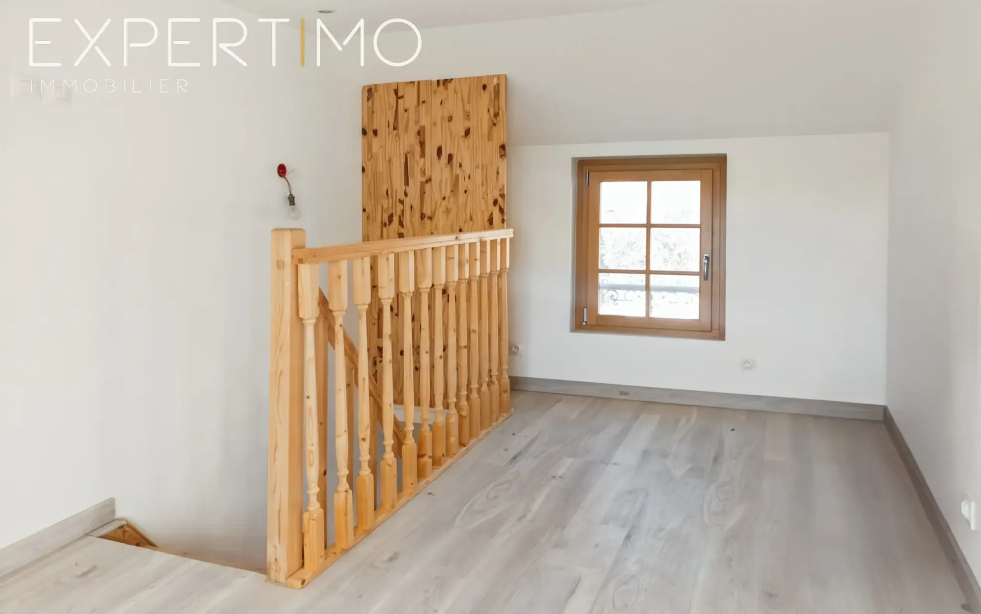 Maison récente avec terrasse en plein centre de Rue, 1 chambre et potentiel d'extension 