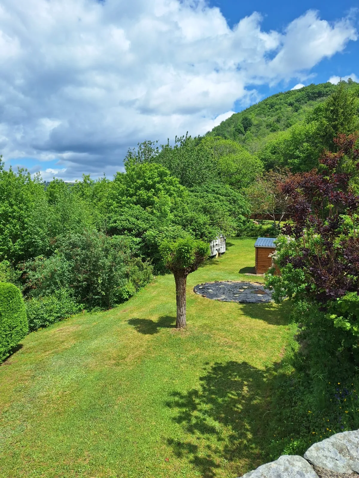 Maison d'été avec vue sur la vallée du Lot à Conques-en-Rouergue 