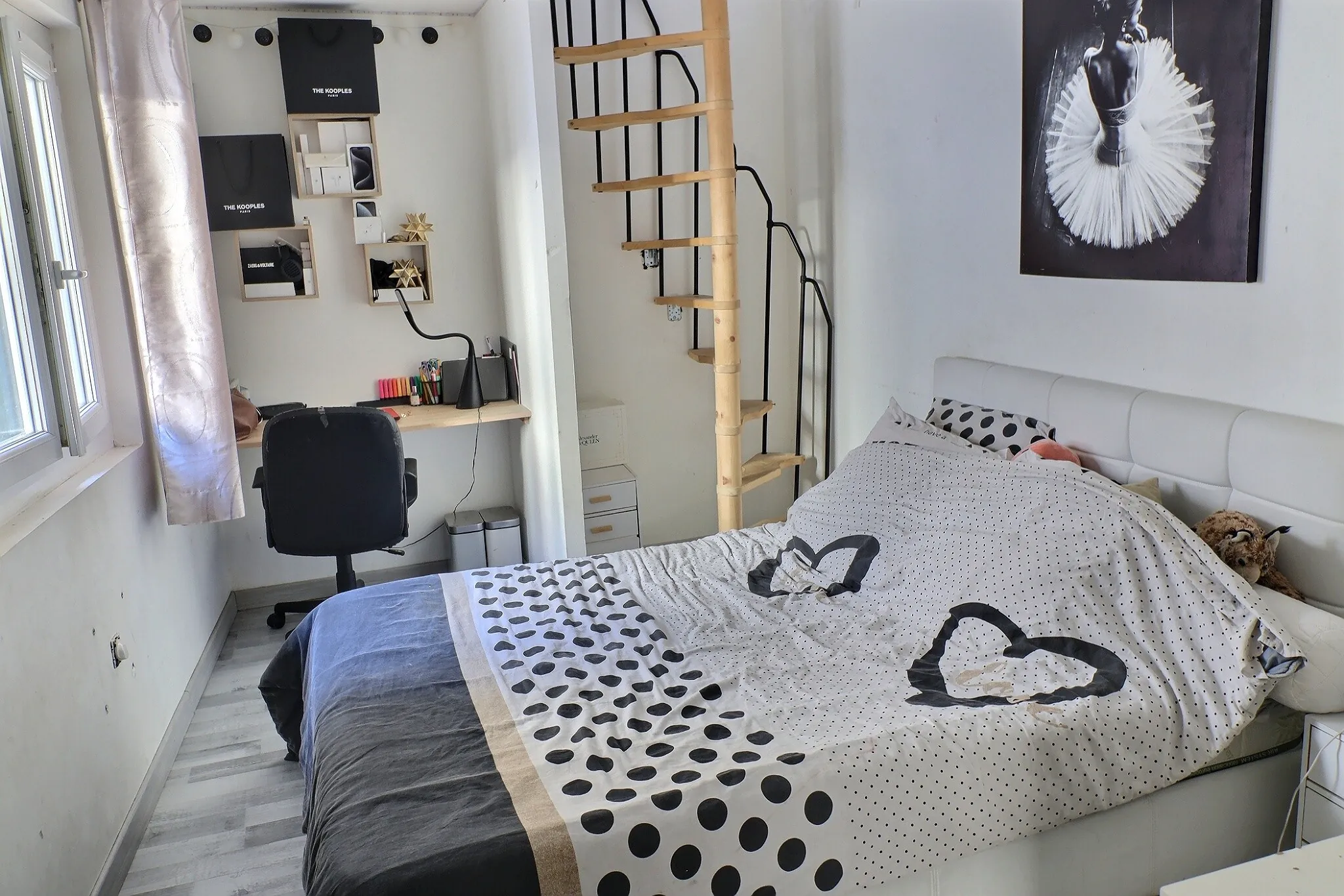 Maison de ville T3 avec bureau à Lunel - Rénovation récente, terrasse, emplacement privilégié 