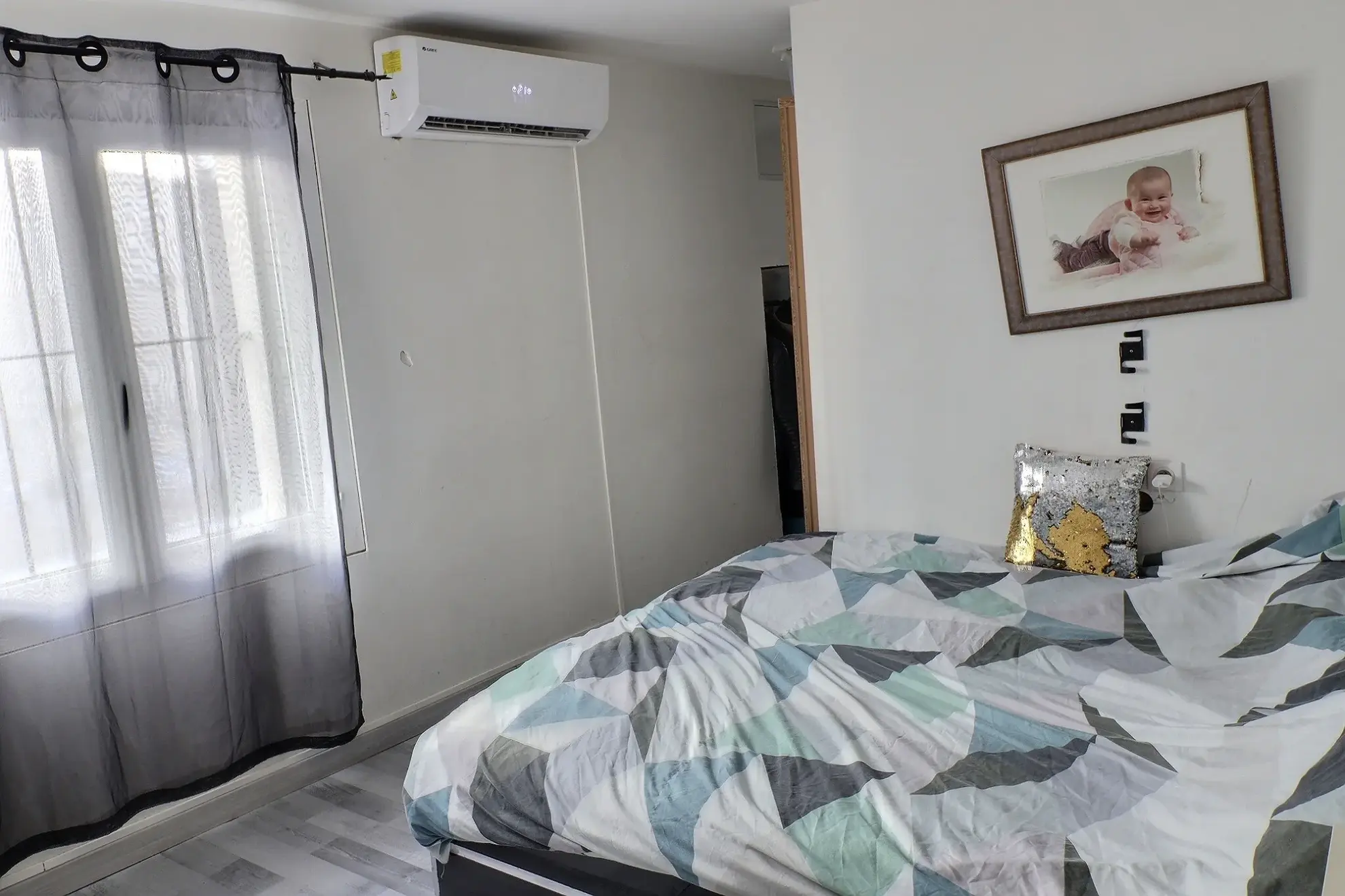 Maison de ville T3 avec bureau à Lunel - Rénovation récente, terrasse, emplacement privilégié 