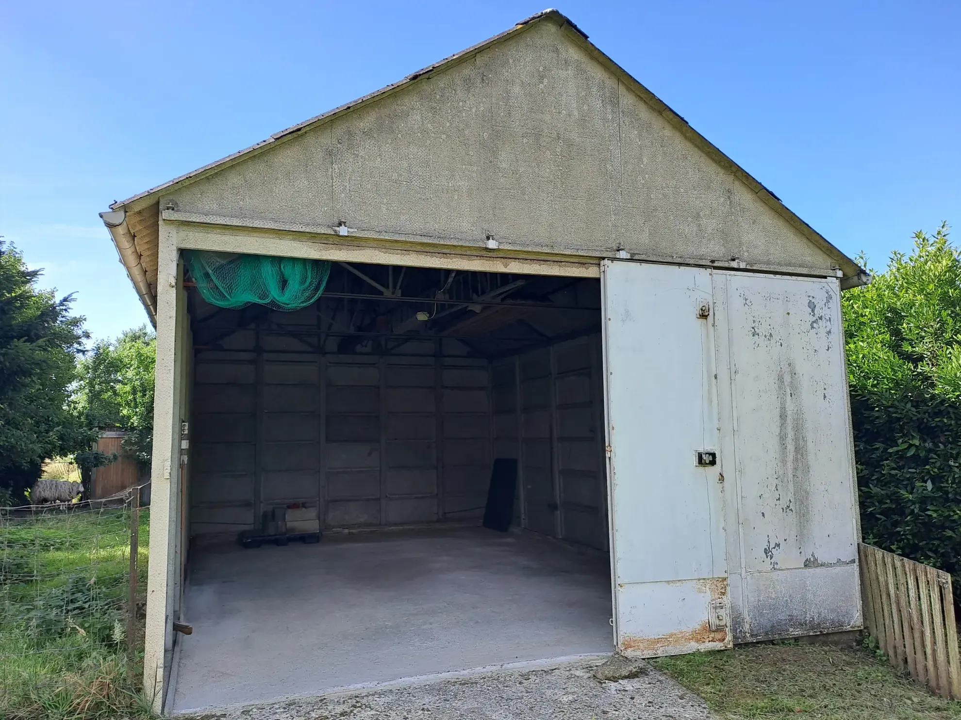 À vendre maison avec vue panoramique à Malzy, terrain de 6 472 m² dans un cadre paisible en Aisne 