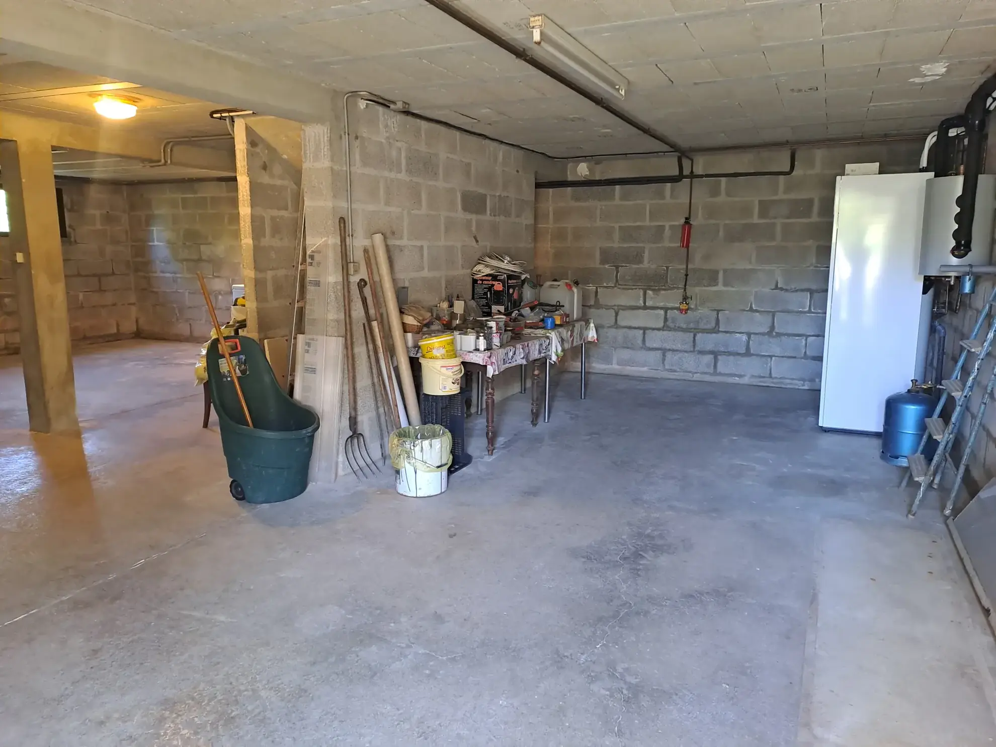 À vendre maison avec vue panoramique à Malzy, terrain de 6 472 m² dans un cadre paisible en Aisne 