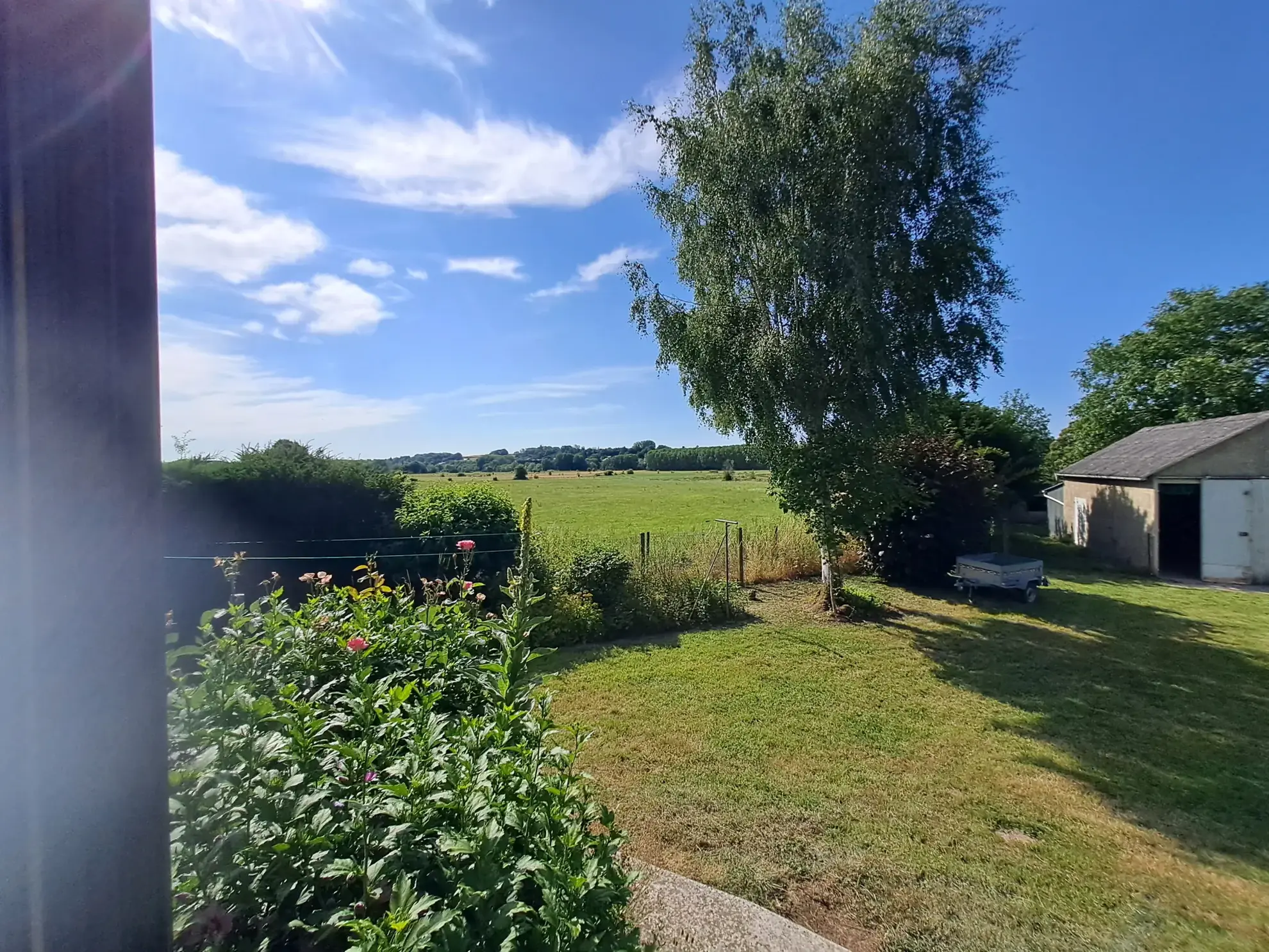 À vendre maison avec vue panoramique à Malzy, terrain de 6 472 m² dans un cadre paisible en Aisne 