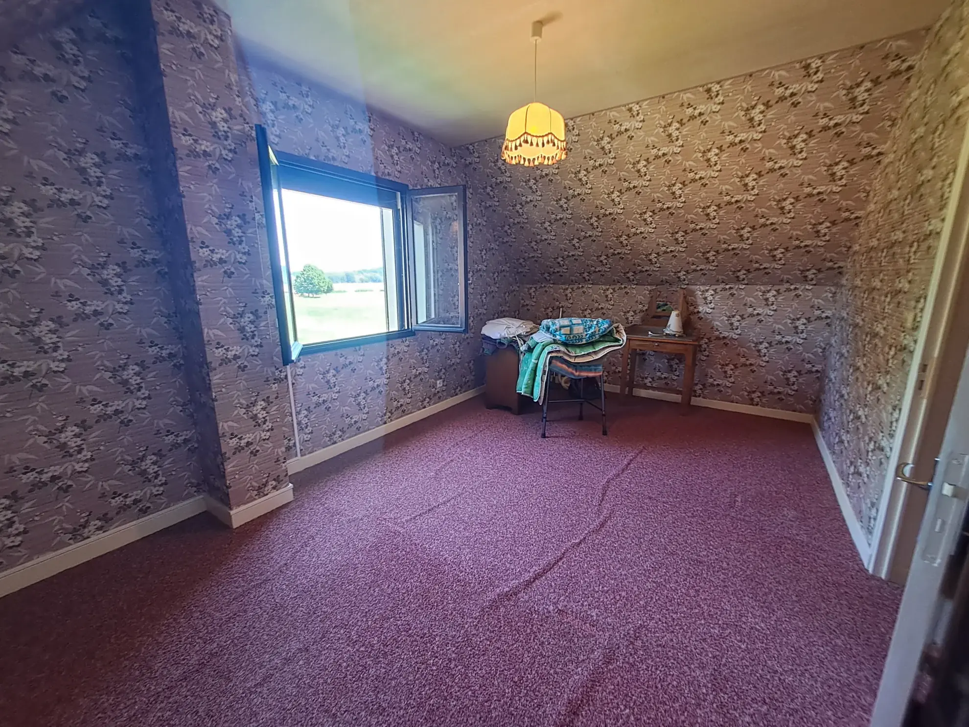 À vendre maison avec vue panoramique à Malzy, terrain de 6 472 m² dans un cadre paisible en Aisne 