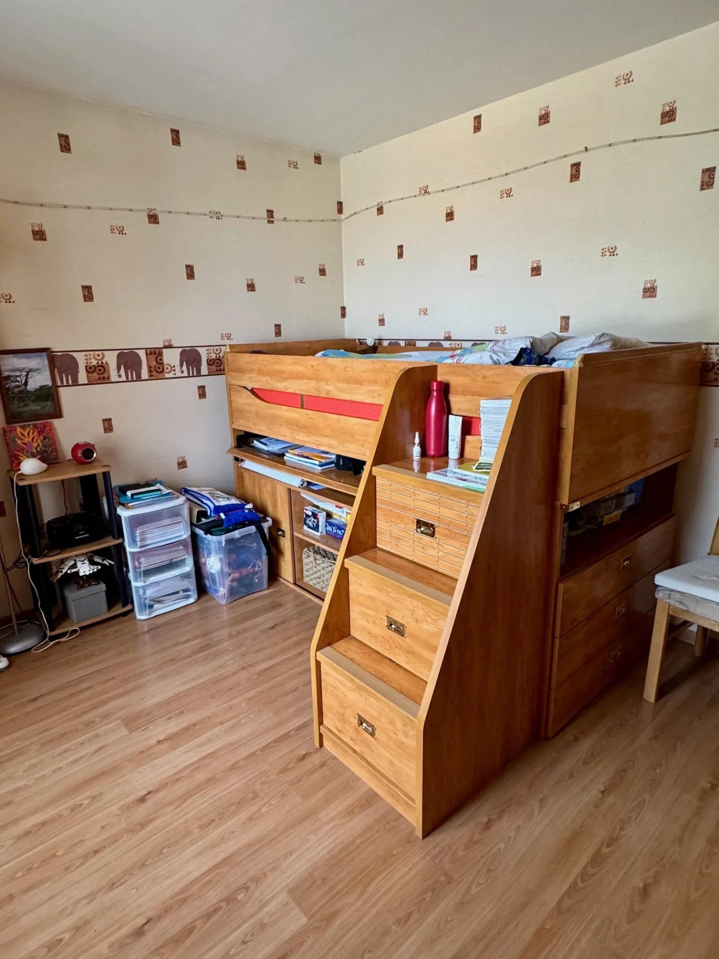 Pavillon 89 m² à Villabé dans secteur résidentiel, jardin et proximité RER 