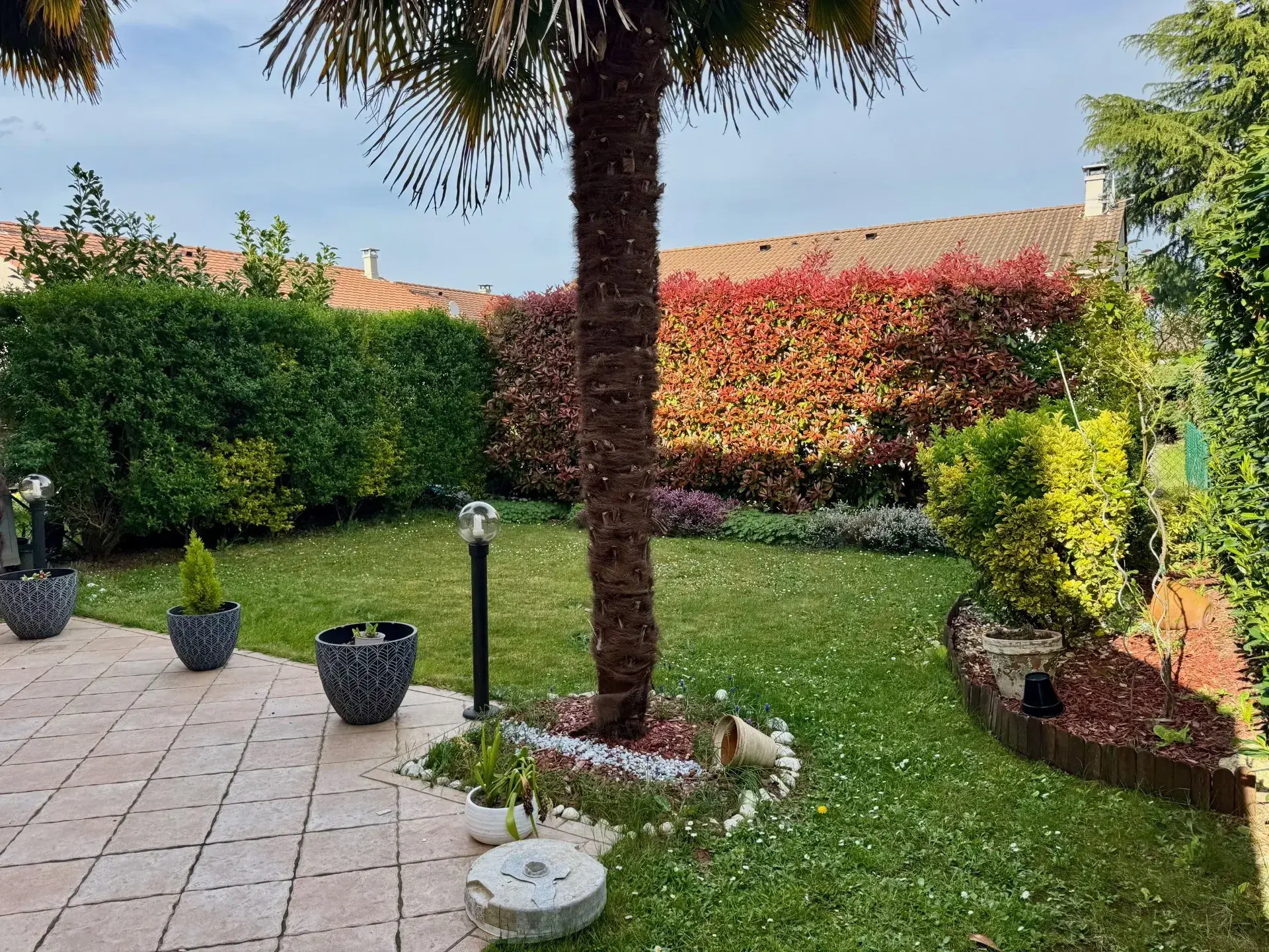 Pavillon 89 m² à Villabé dans secteur résidentiel, jardin et proximité RER 