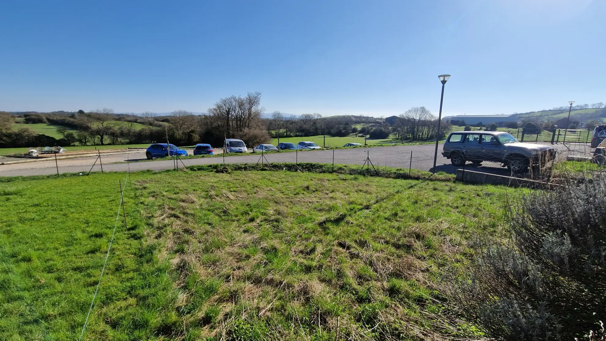 Maison de village à La Couvertoirade avec jardin de 126 m² à rénover 