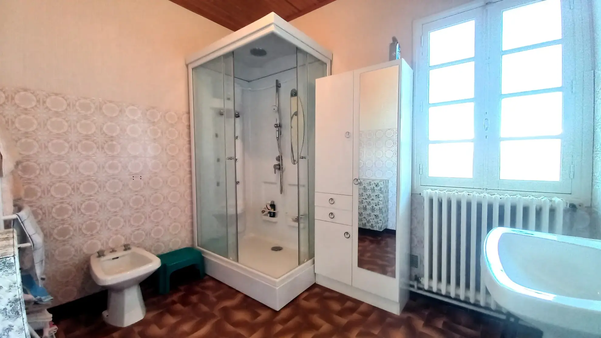 Maison de village à La Couvertoirade avec jardin de 126 m² à rénover 