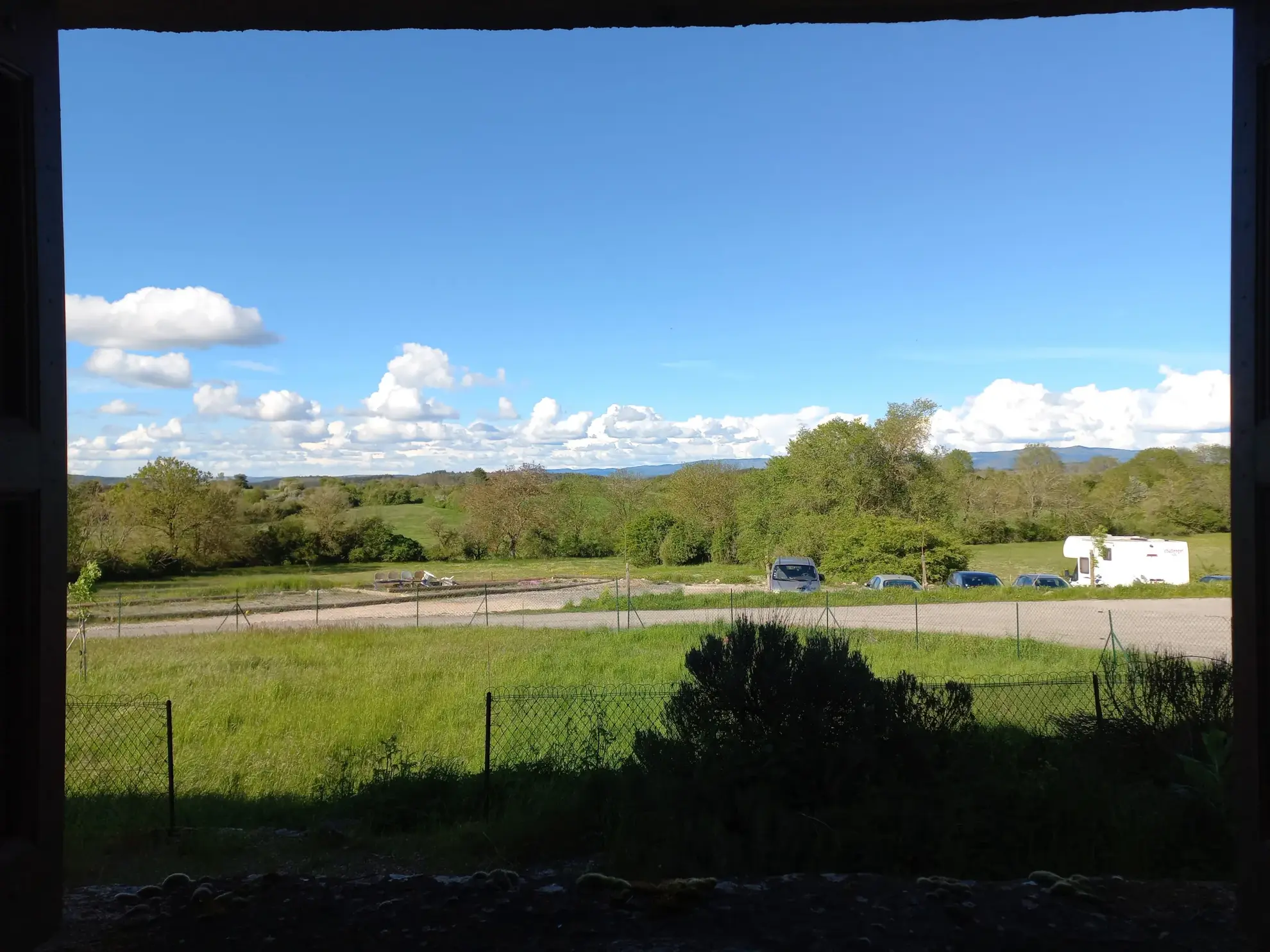 Maison de village à La Couvertoirade avec jardin de 126 m² à rénover 