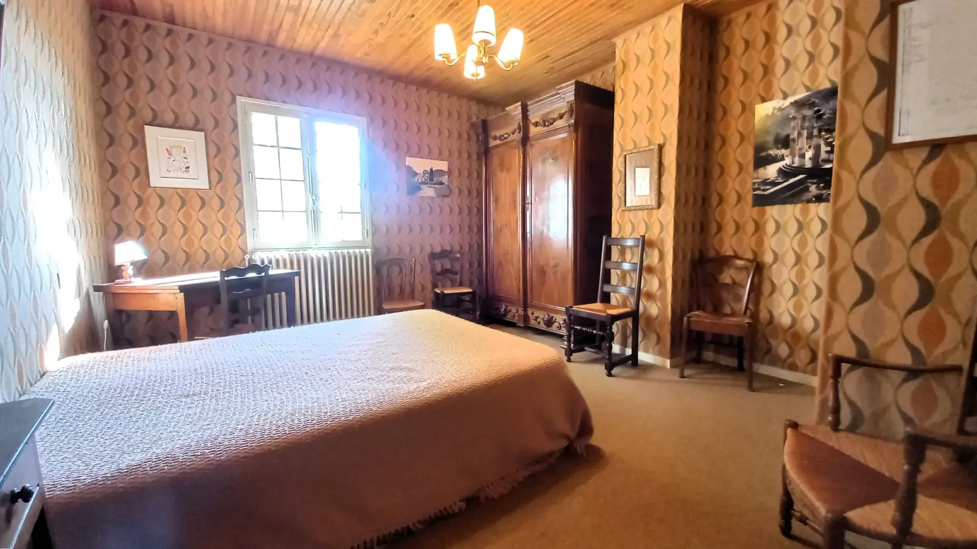 Maison de village à La Couvertoirade avec jardin de 126 m² à rénover 