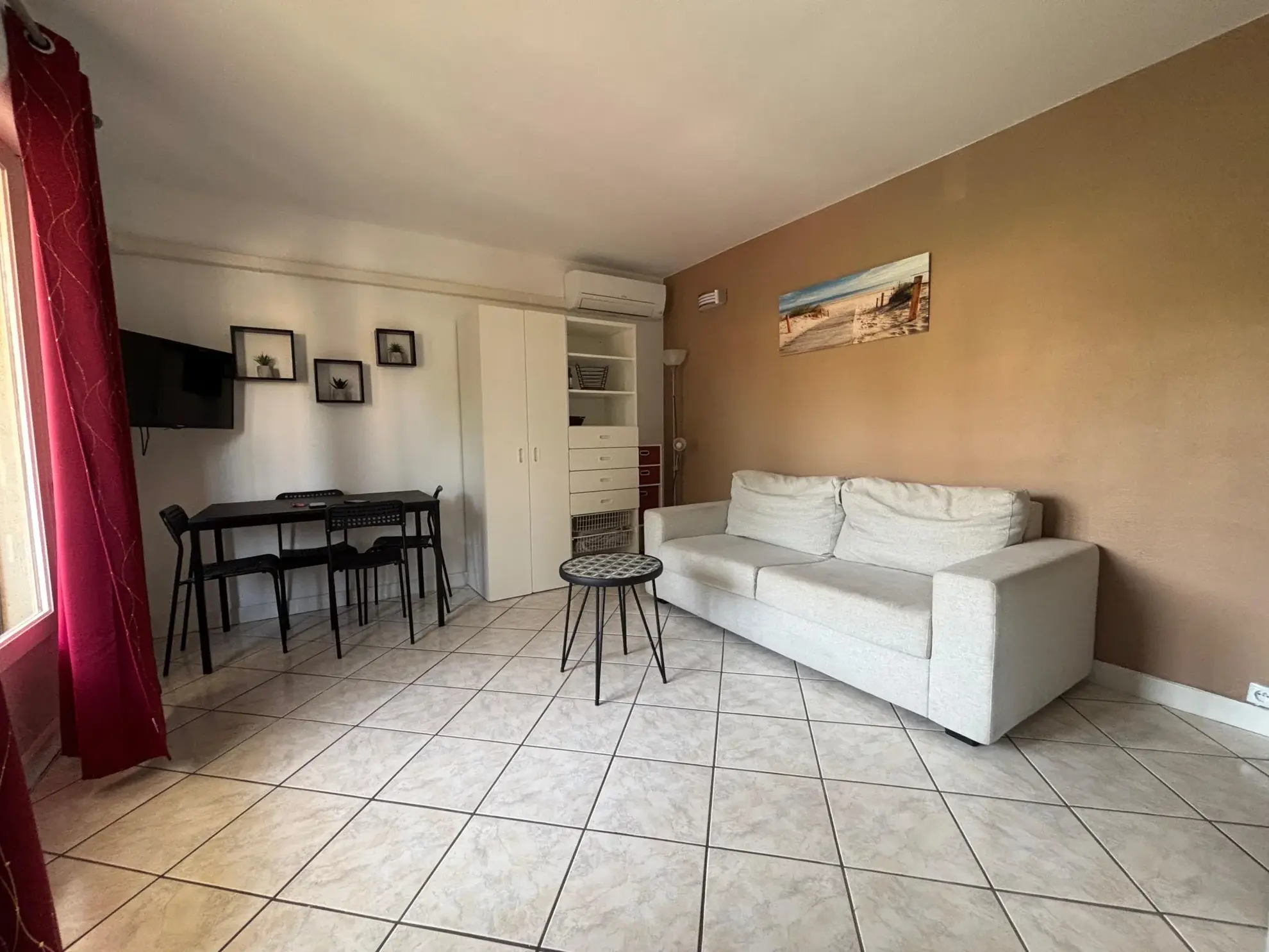 Appartement T1 bis climatisé à Fréjus proche mer et port 