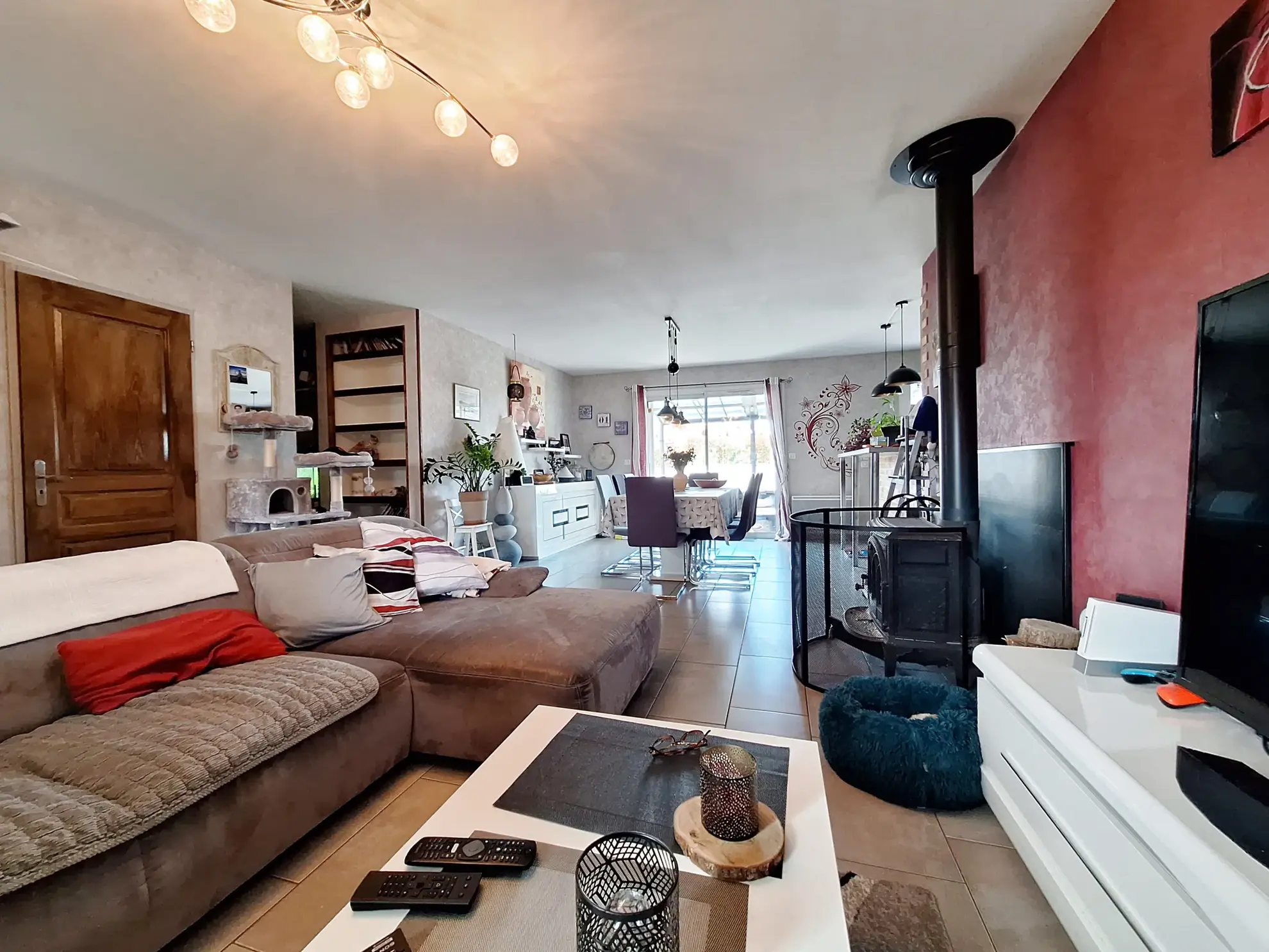 villa 5 chambres avec terrasse et garage à Saint-Germain-Des-Prés 81 