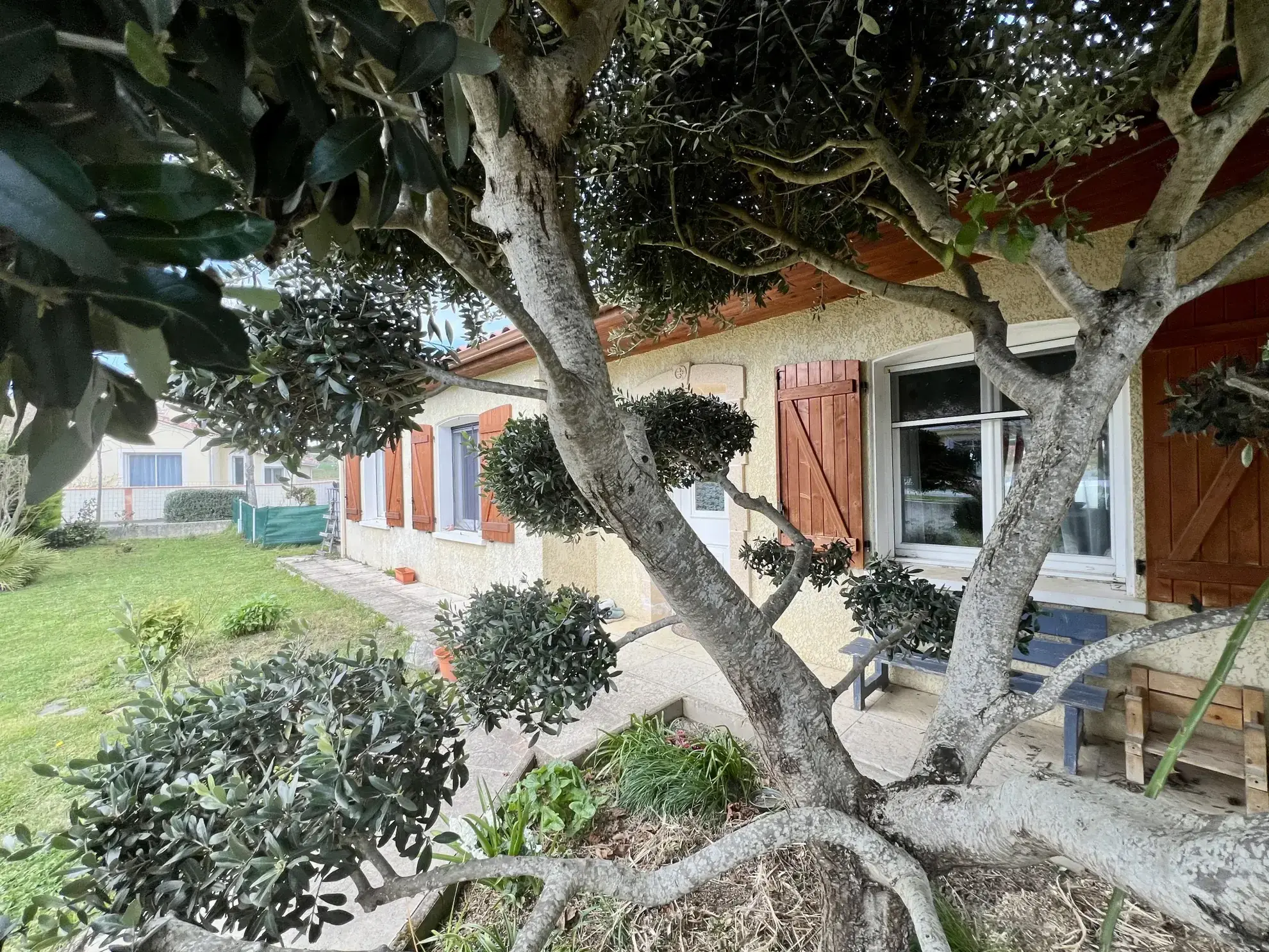 villa 5 chambres avec terrasse et garage à Saint-Germain-Des-Prés 81 