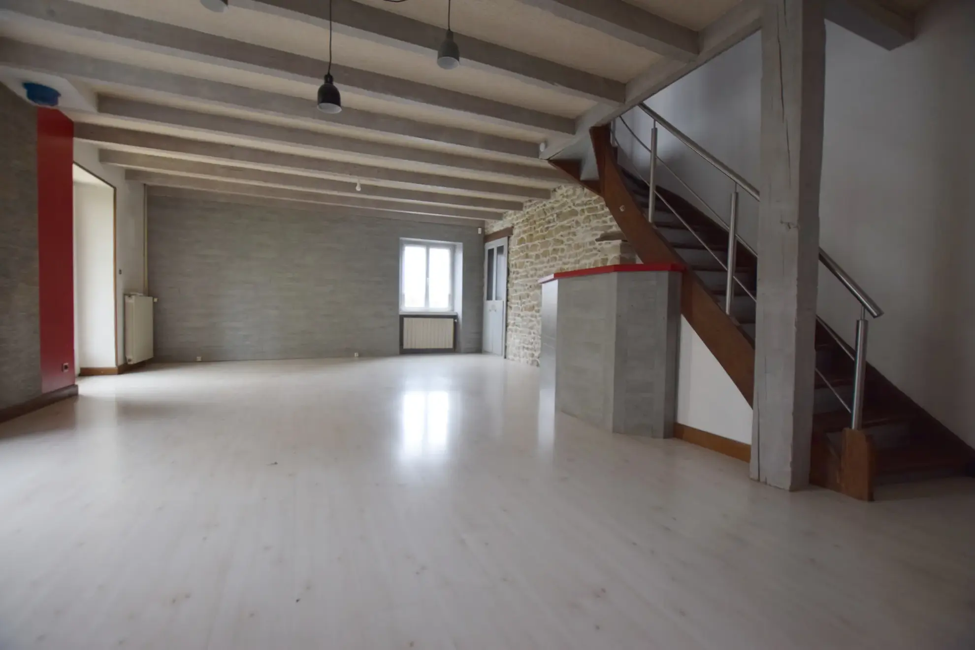 Belle maison de 1882 avec jardin, garage et appartement indépendant à Seloncourt 