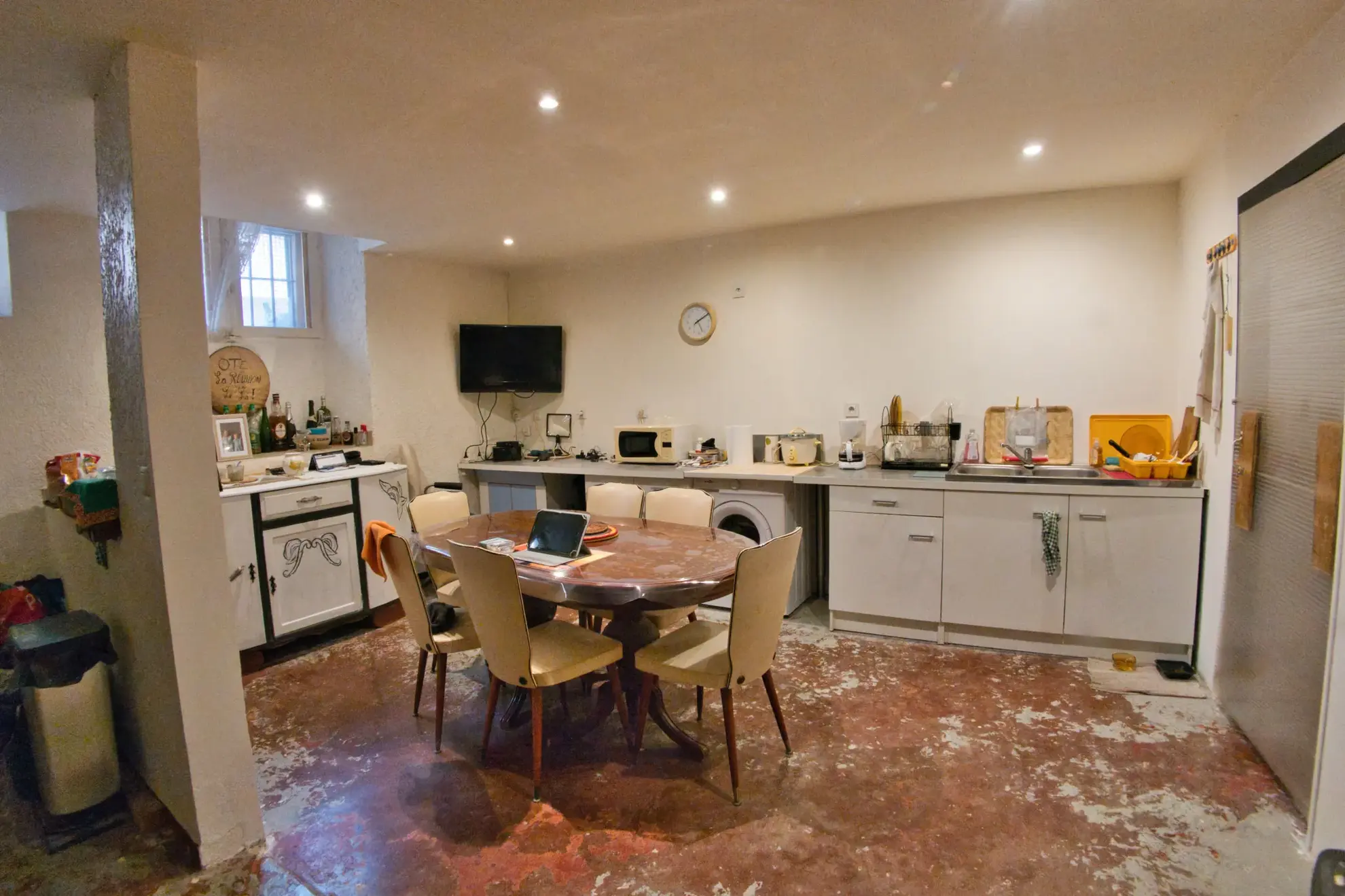 Maison de village F5 à rénover avec jardin proche Leucate et châteaux cathares