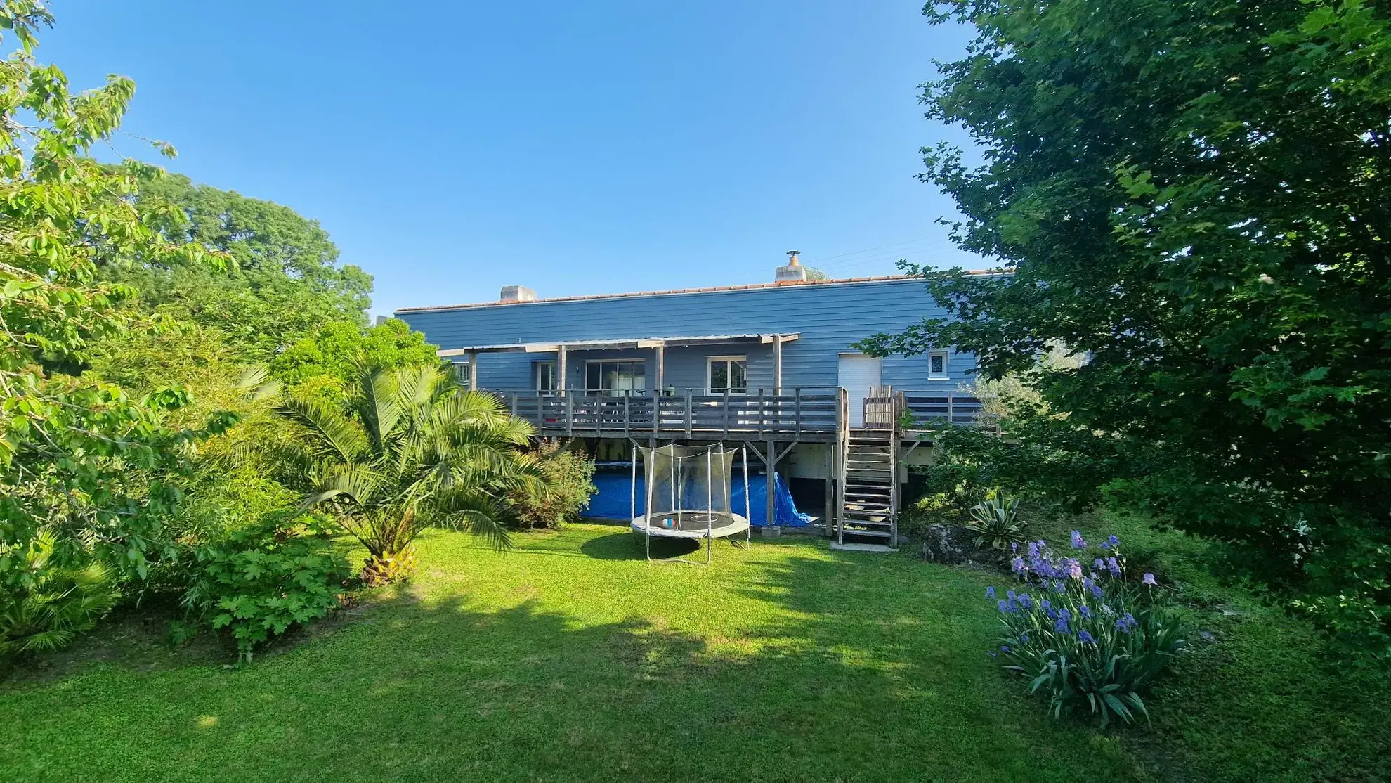 Charmante maison rénovée de 123 m² avec jardin et terrasse à Challans 