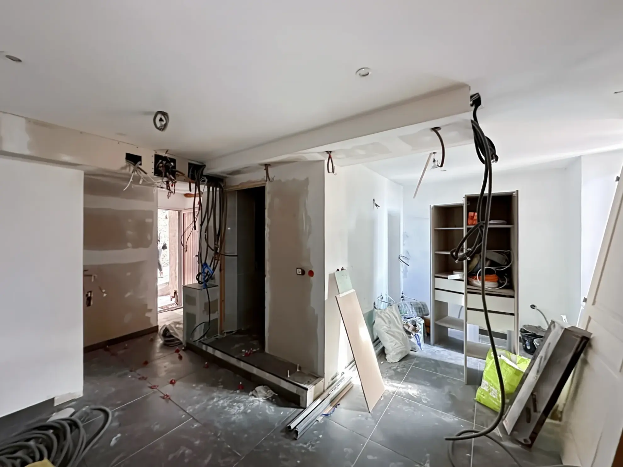 Maison de village avec vue dégagée de 97 m² à Bonson, proximité Nice 