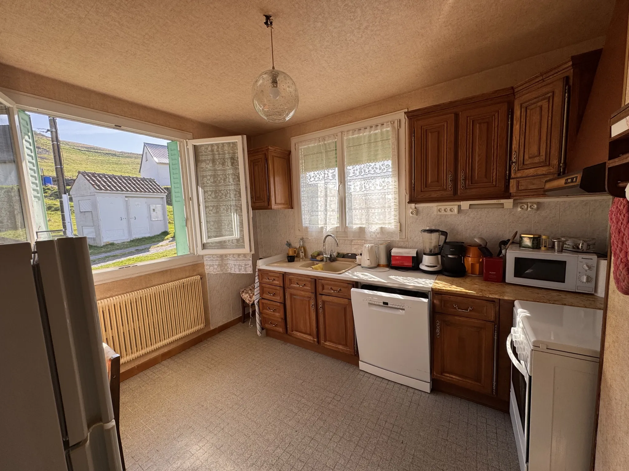 Maison 6 pièces avec jardin et garage à Allanche - Hauteurs