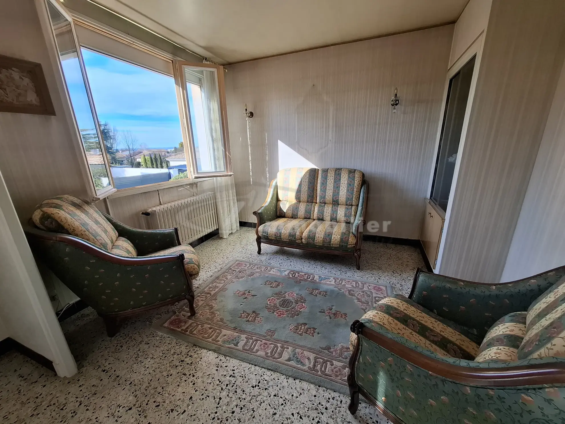 Maison individuelle de 92 m² avec jardin piscinable à Pizançon 