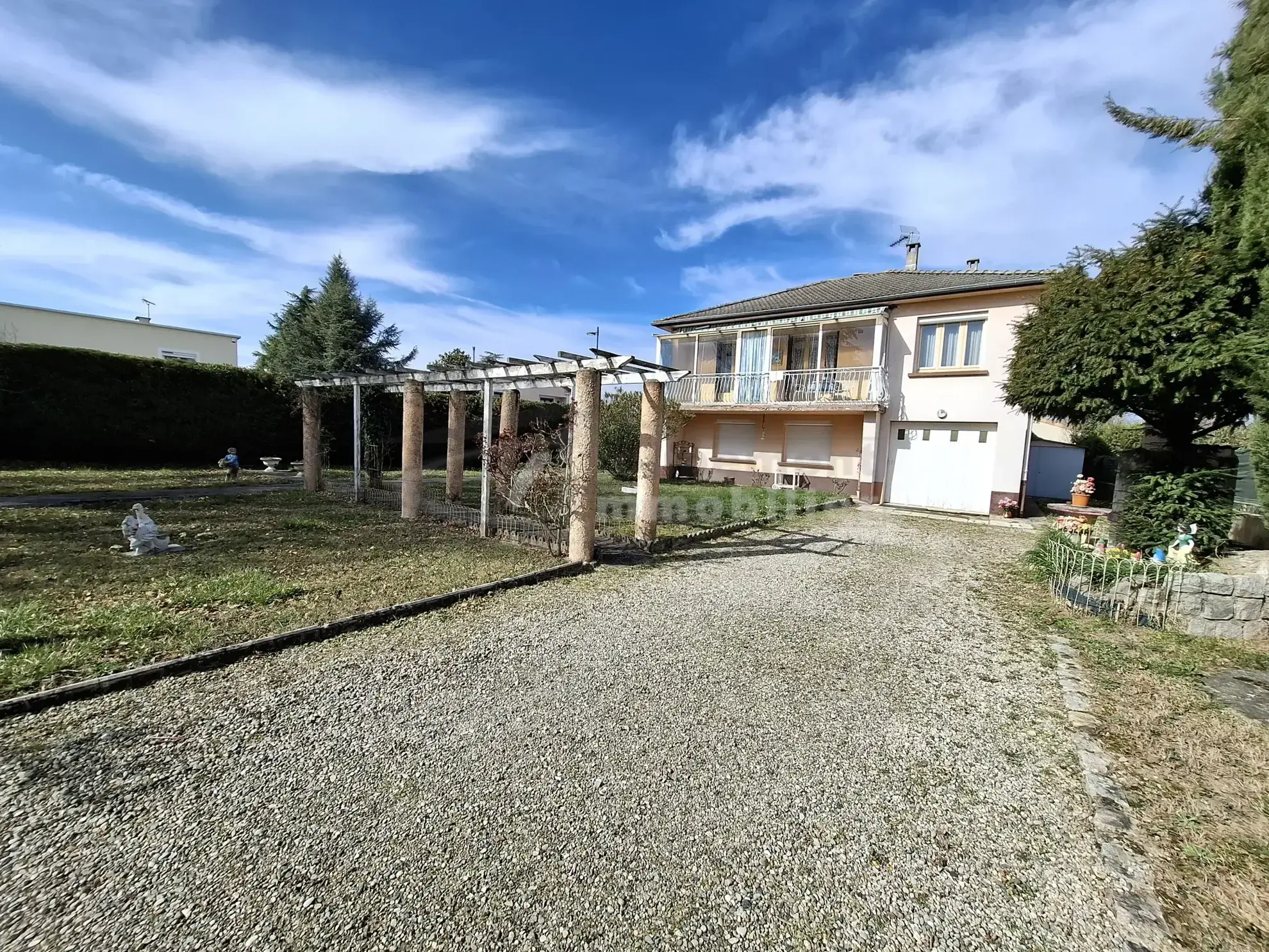 Maison individuelle de 92 m² avec jardin piscinable à Pizançon 