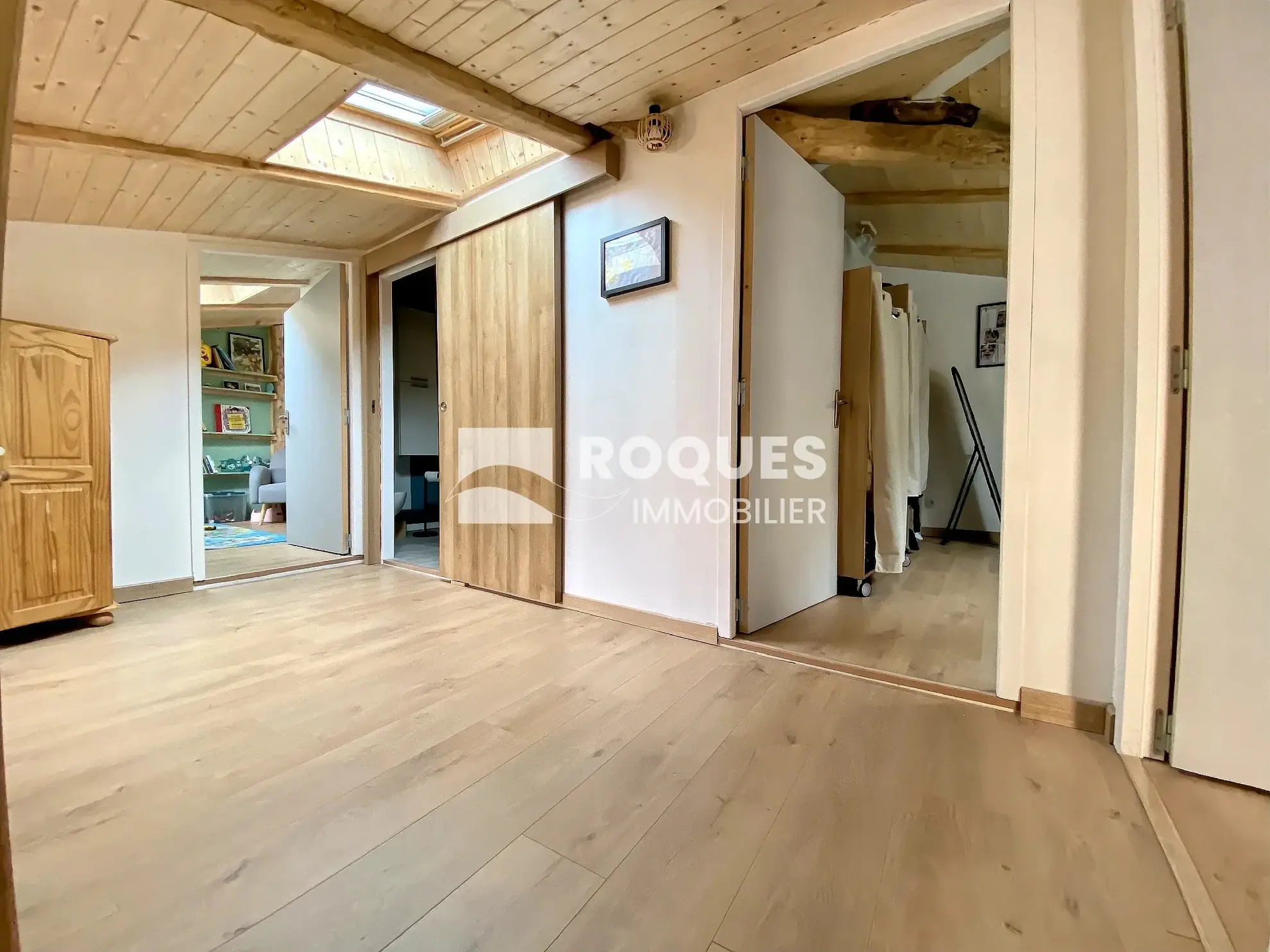 Ensemble immobilier de 175 m² à Saint-Rome-de-Tarn, secteur Millau 