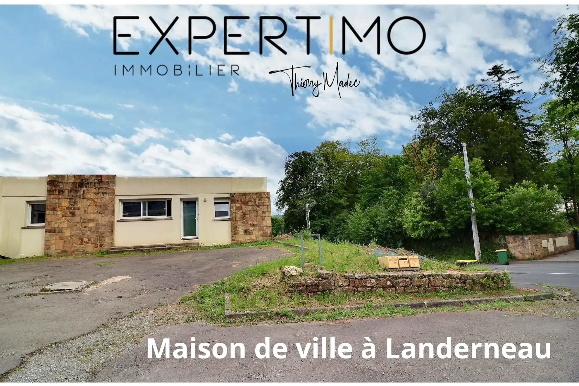 Maison de ville 3 chambres avec jardin et parking à Landerneau KERMARIA