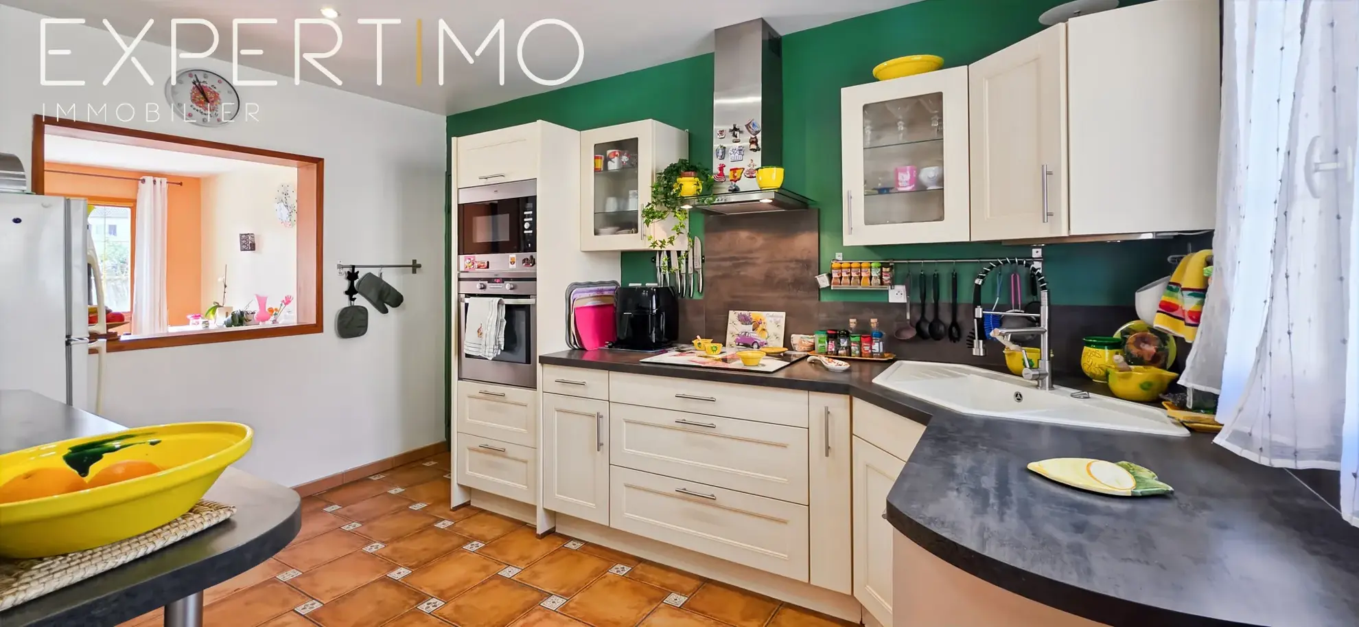 Maison familiale de 129 m² avec 4 chambres à Méréville - Calme et proche commodités 