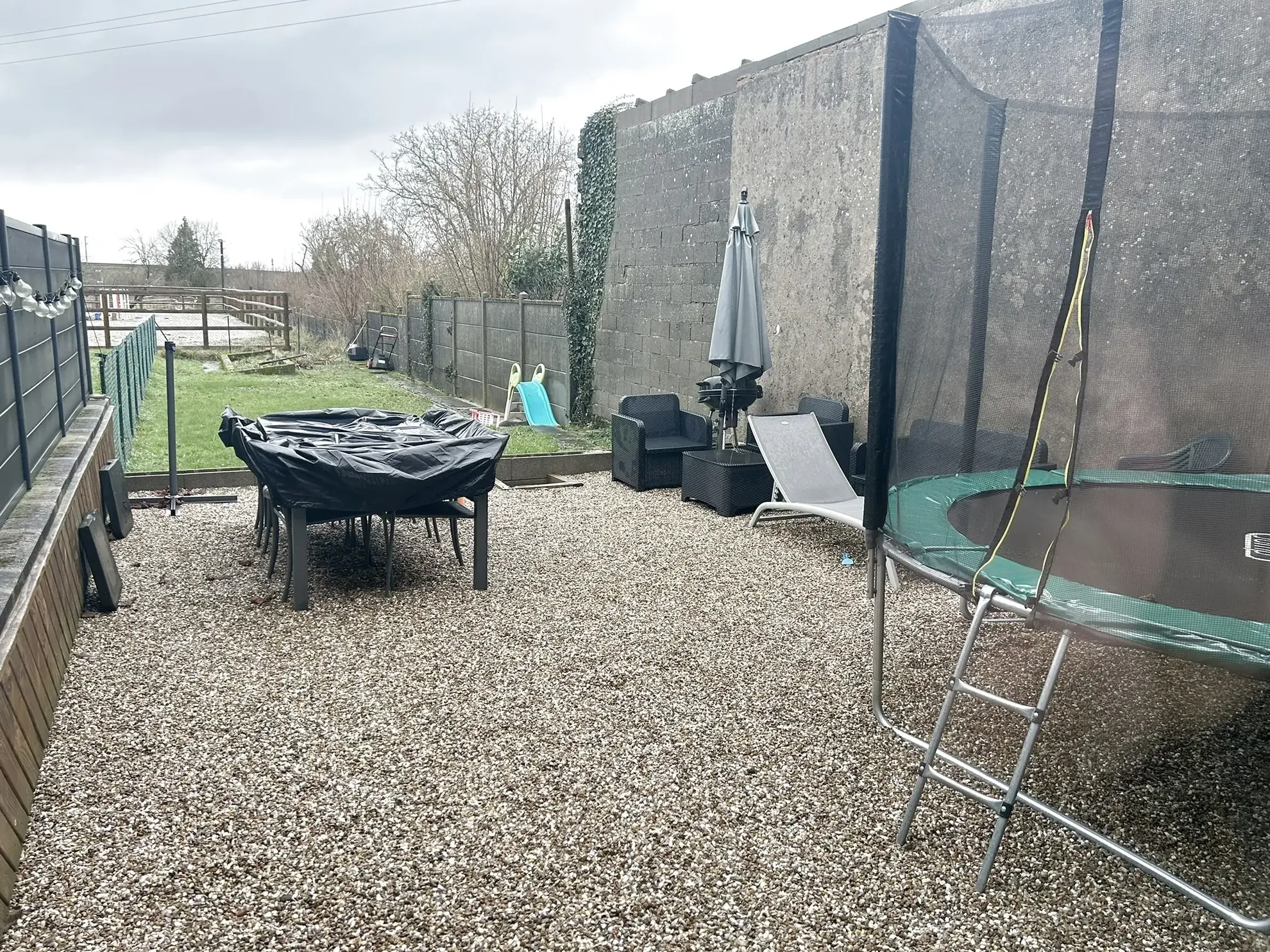 Maison de village avec 3 chambres, jardin et garage à Baudrecourt - Vente 