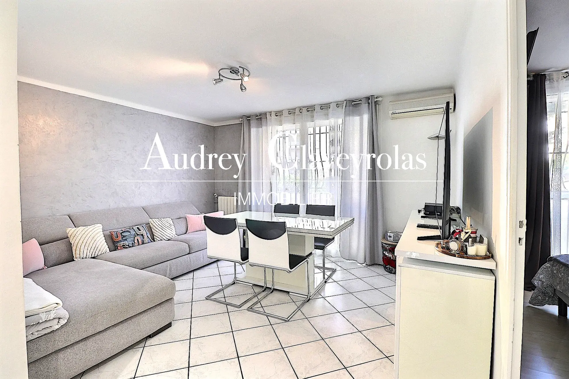 Appartement T4 lumineux avec parking et cave à La Valentine